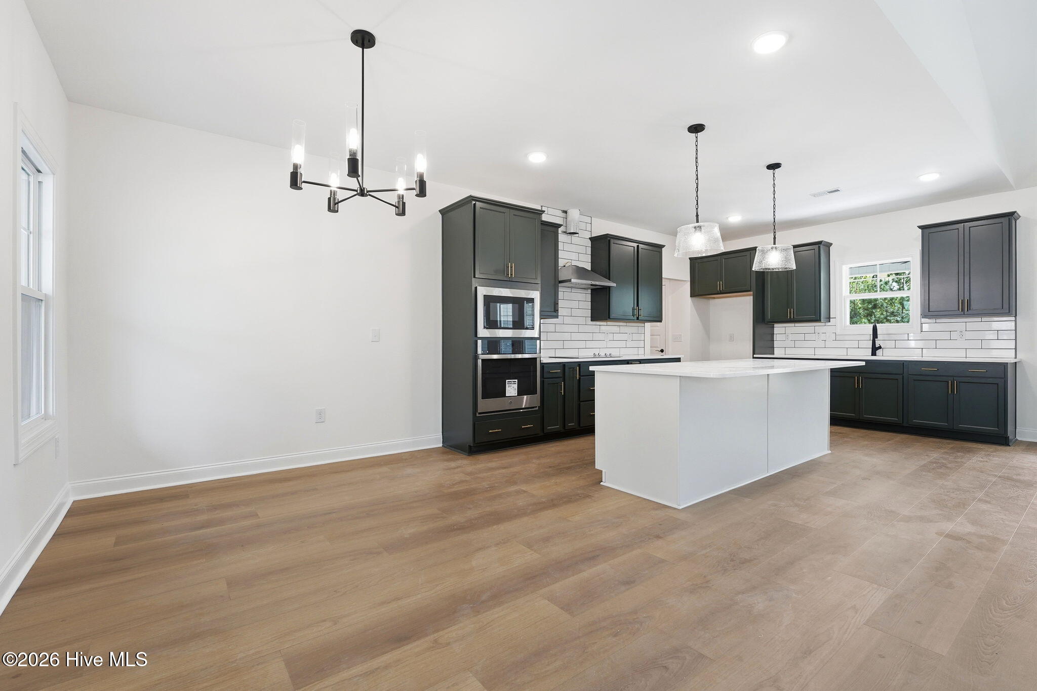 5012 Arcadia Way