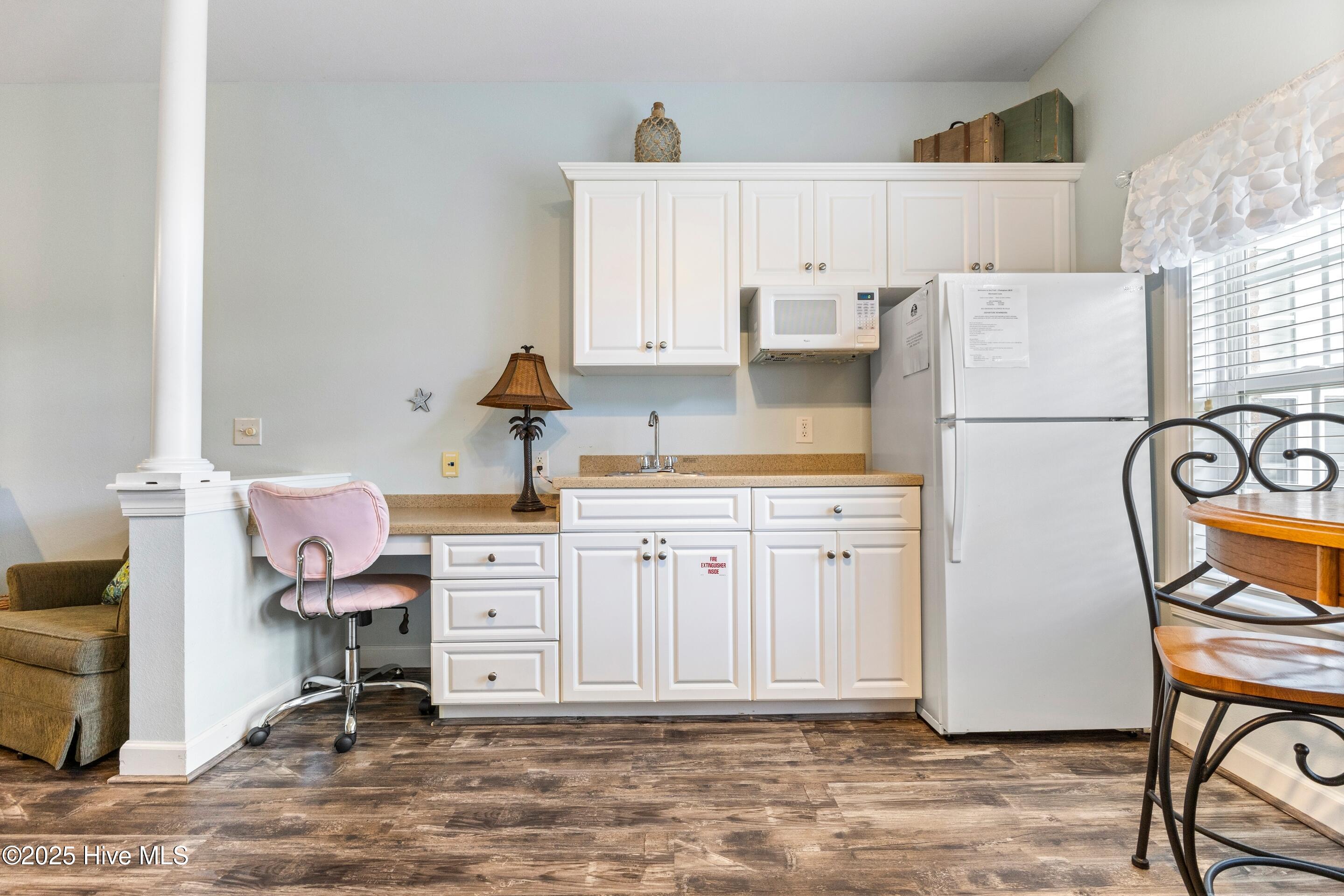 100531595 | Photo 31