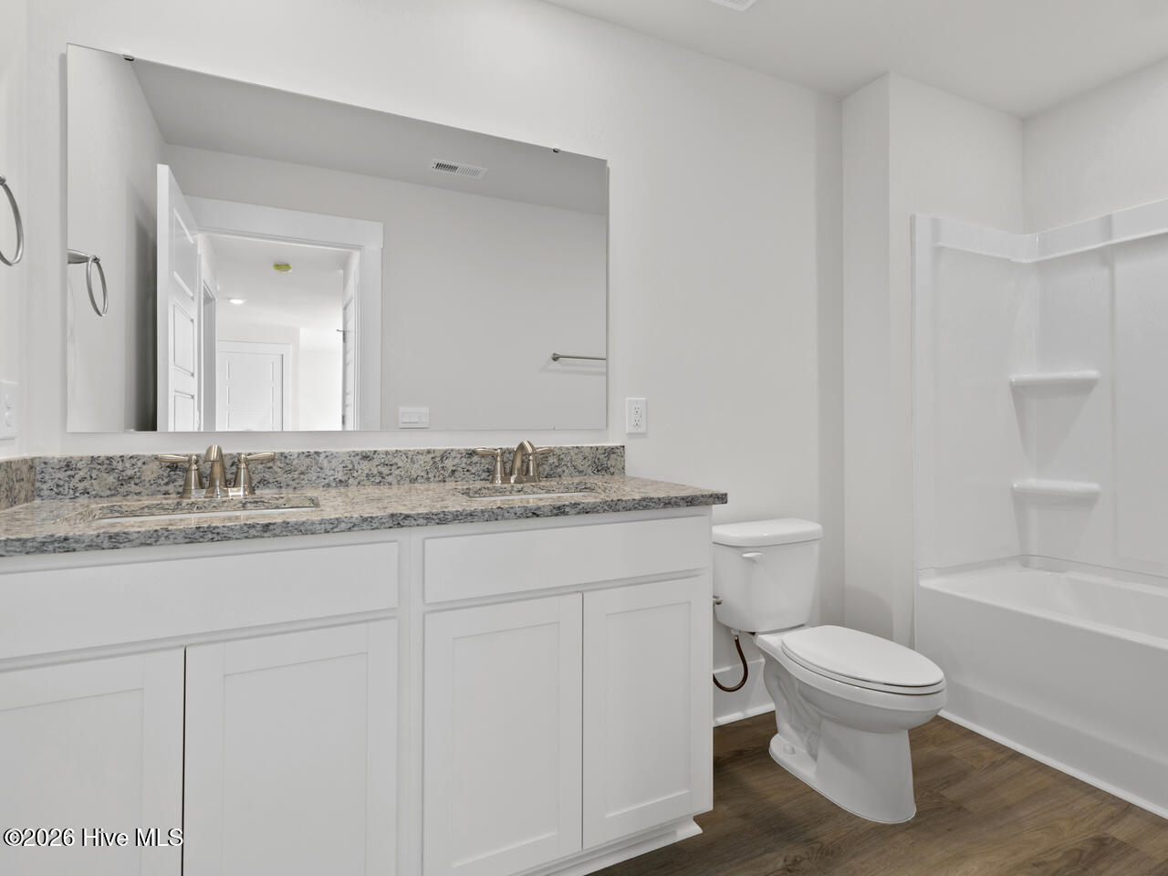 100530535 | Photo 39