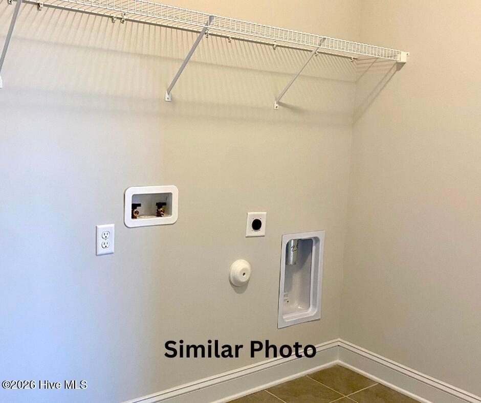 100550019 | Photo 24