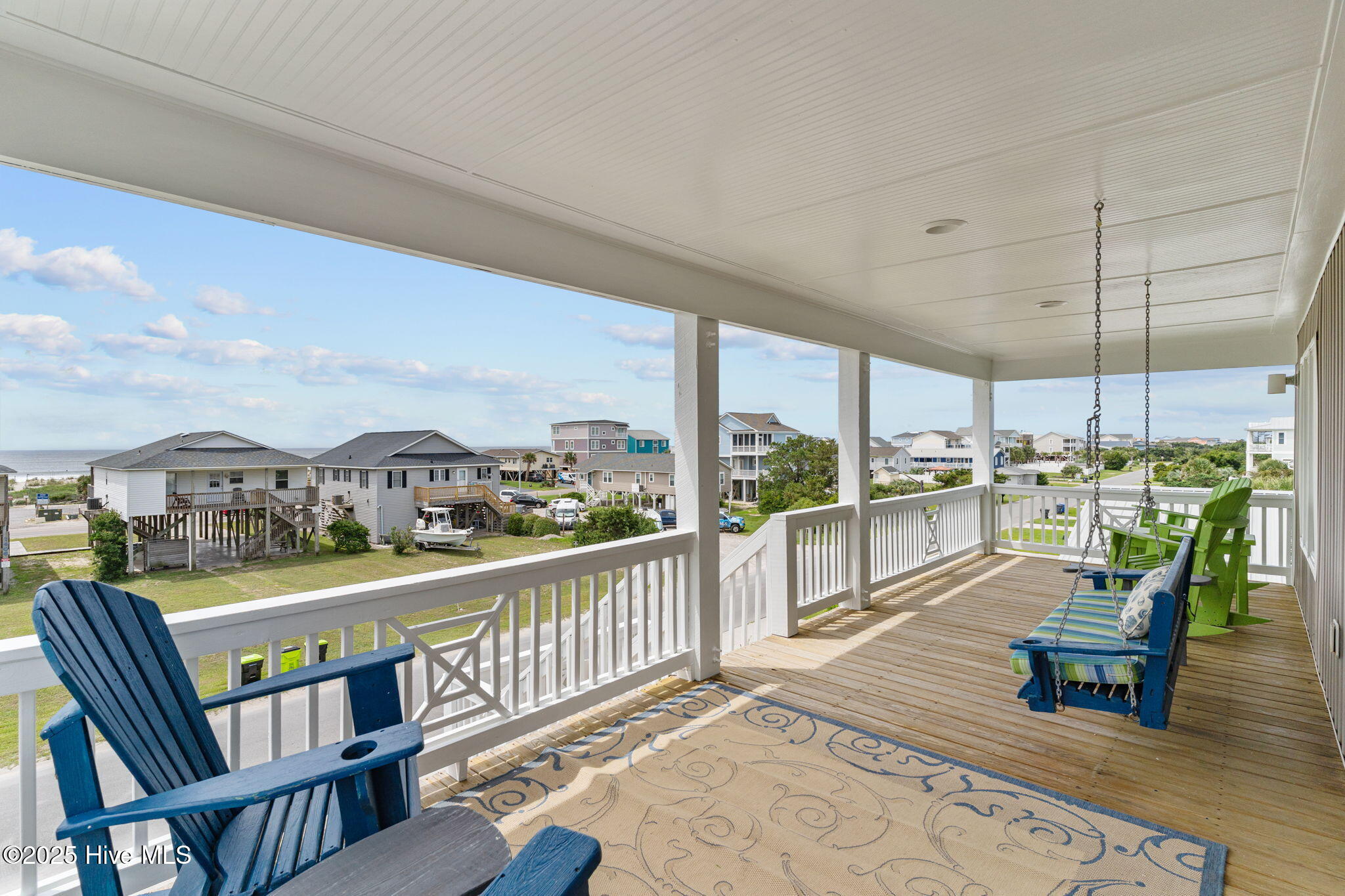 100526525 | Photo 35