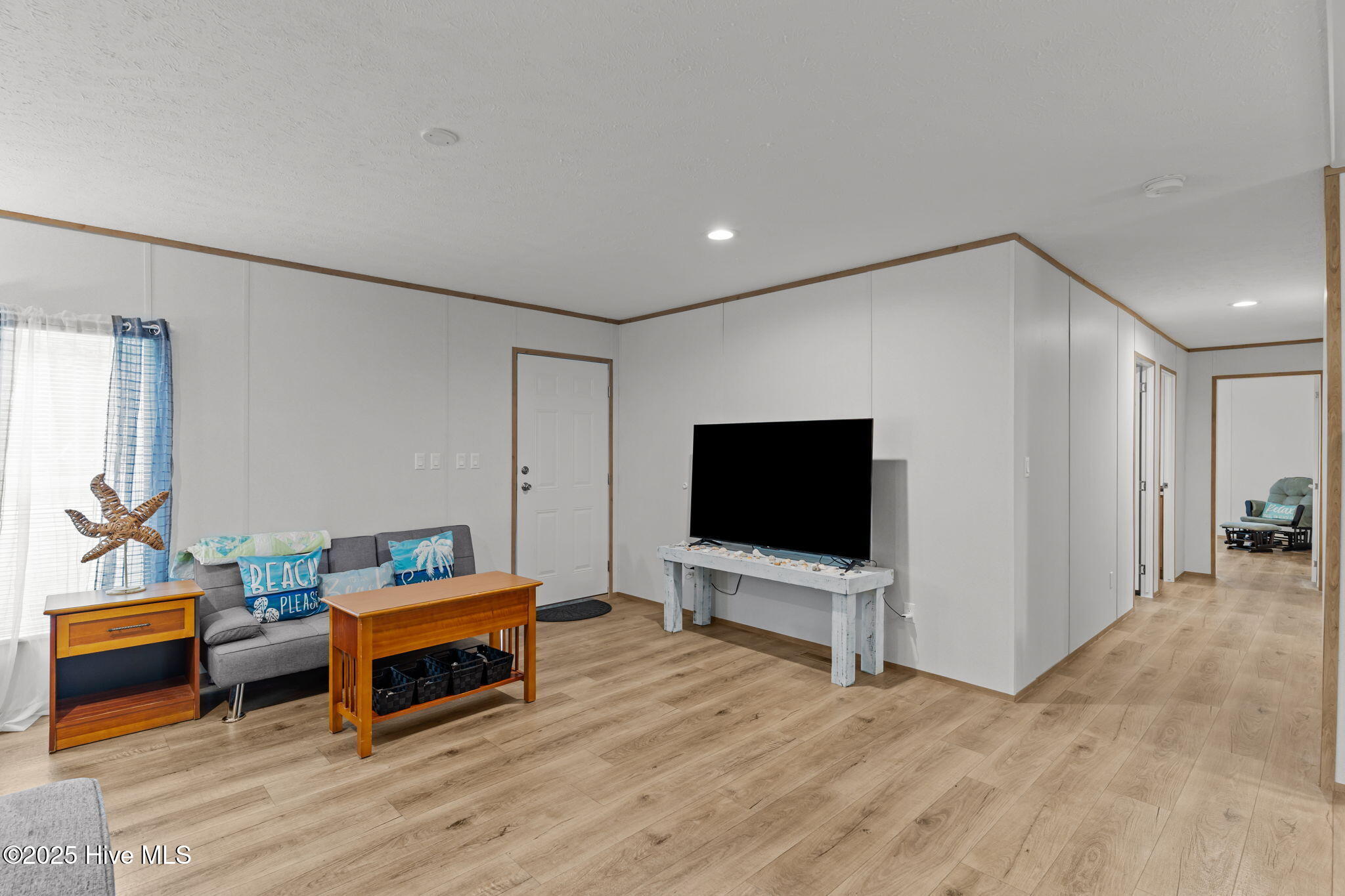 100522935 | Photo 13