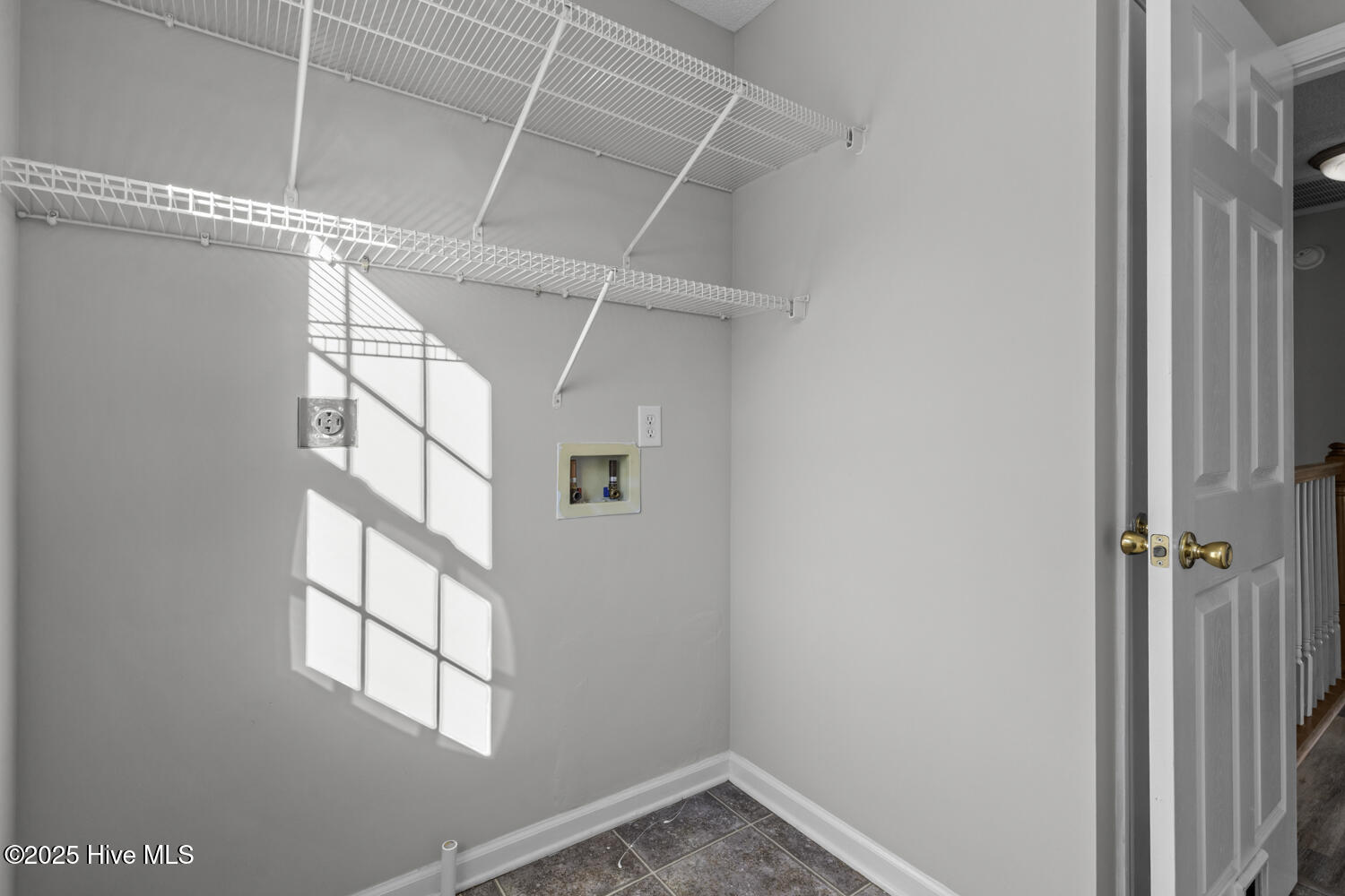 100541335 | Photo 18