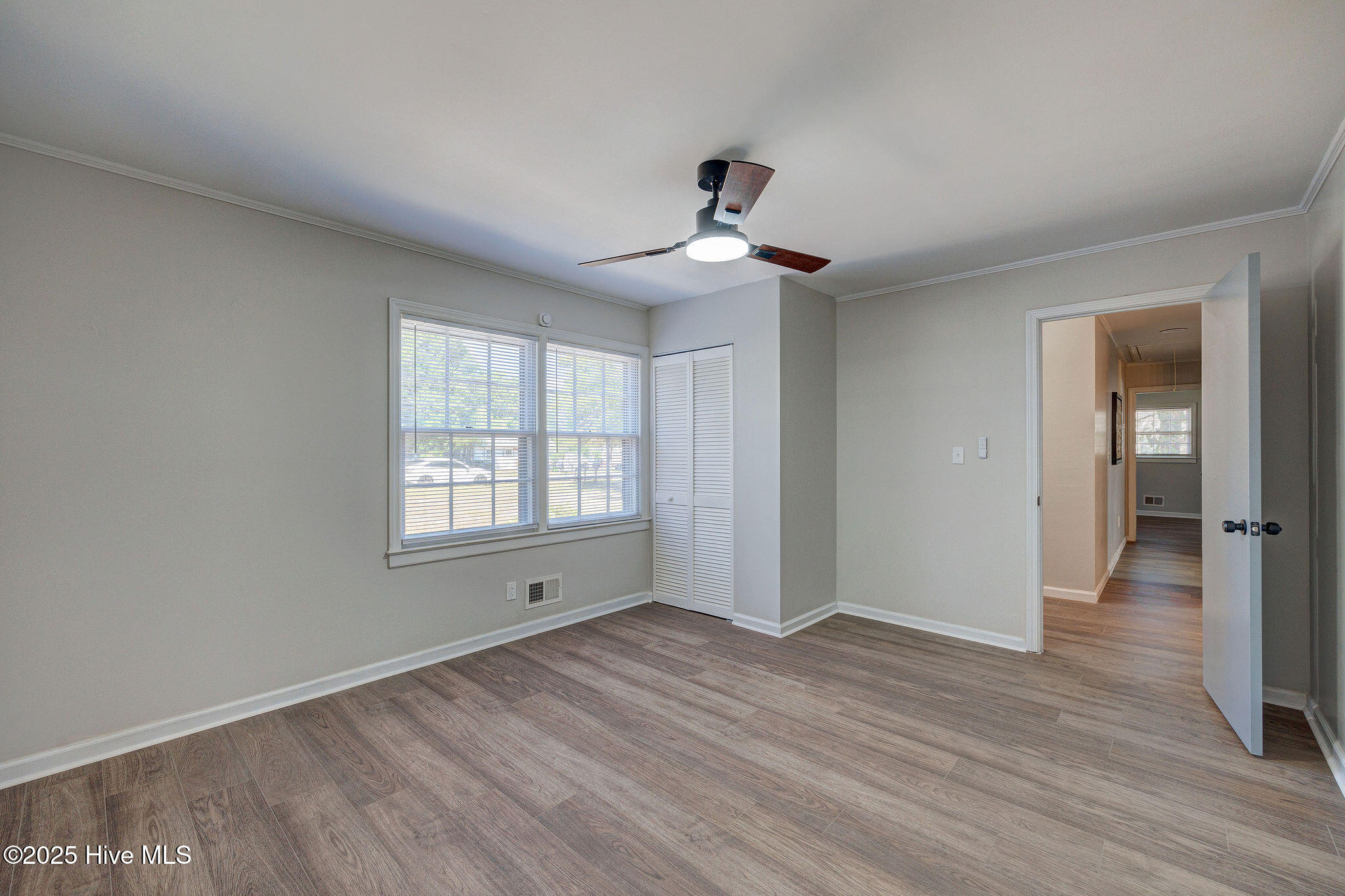 100534664 | Photo 26