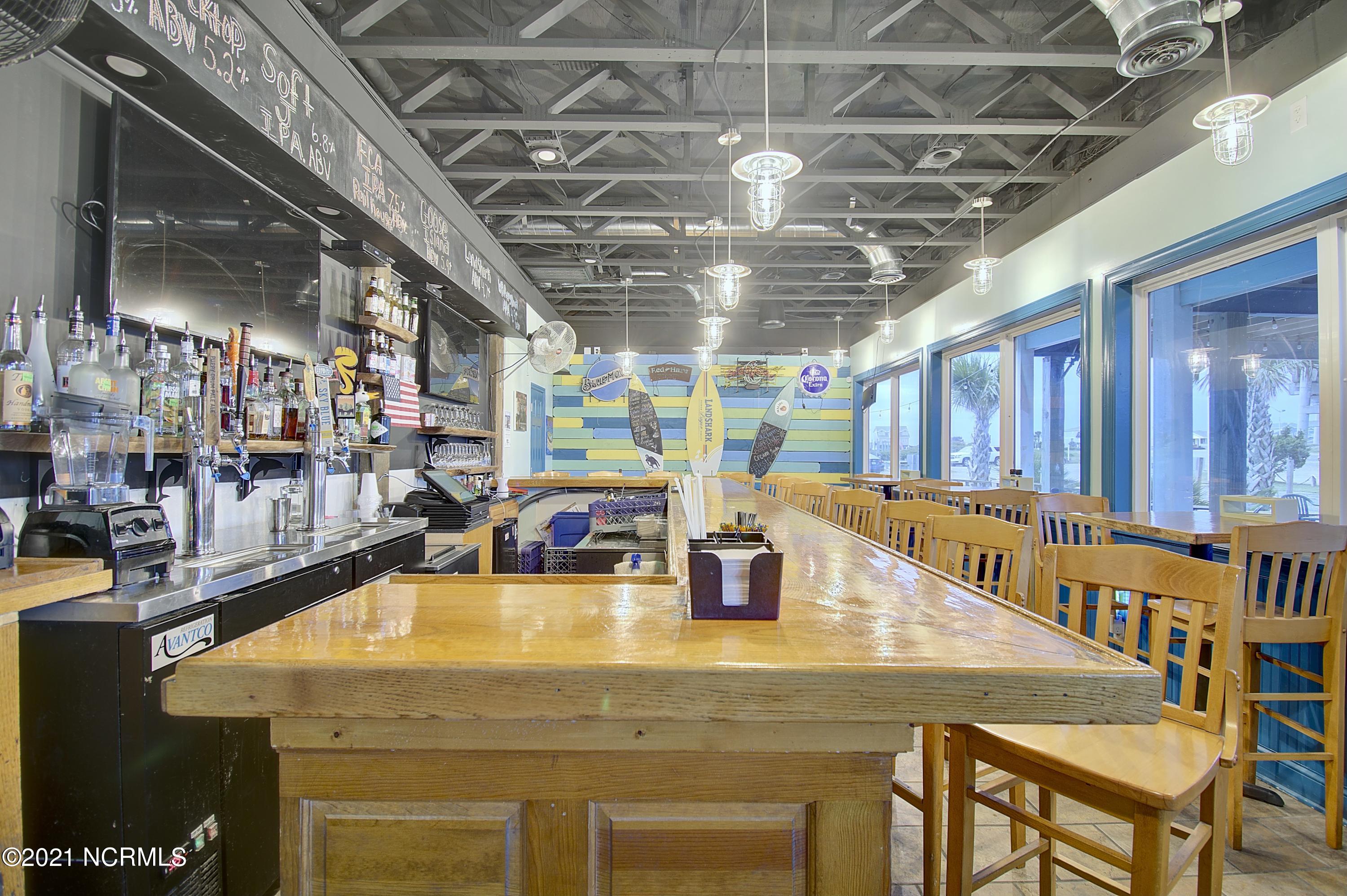 100502162 | Photo 19