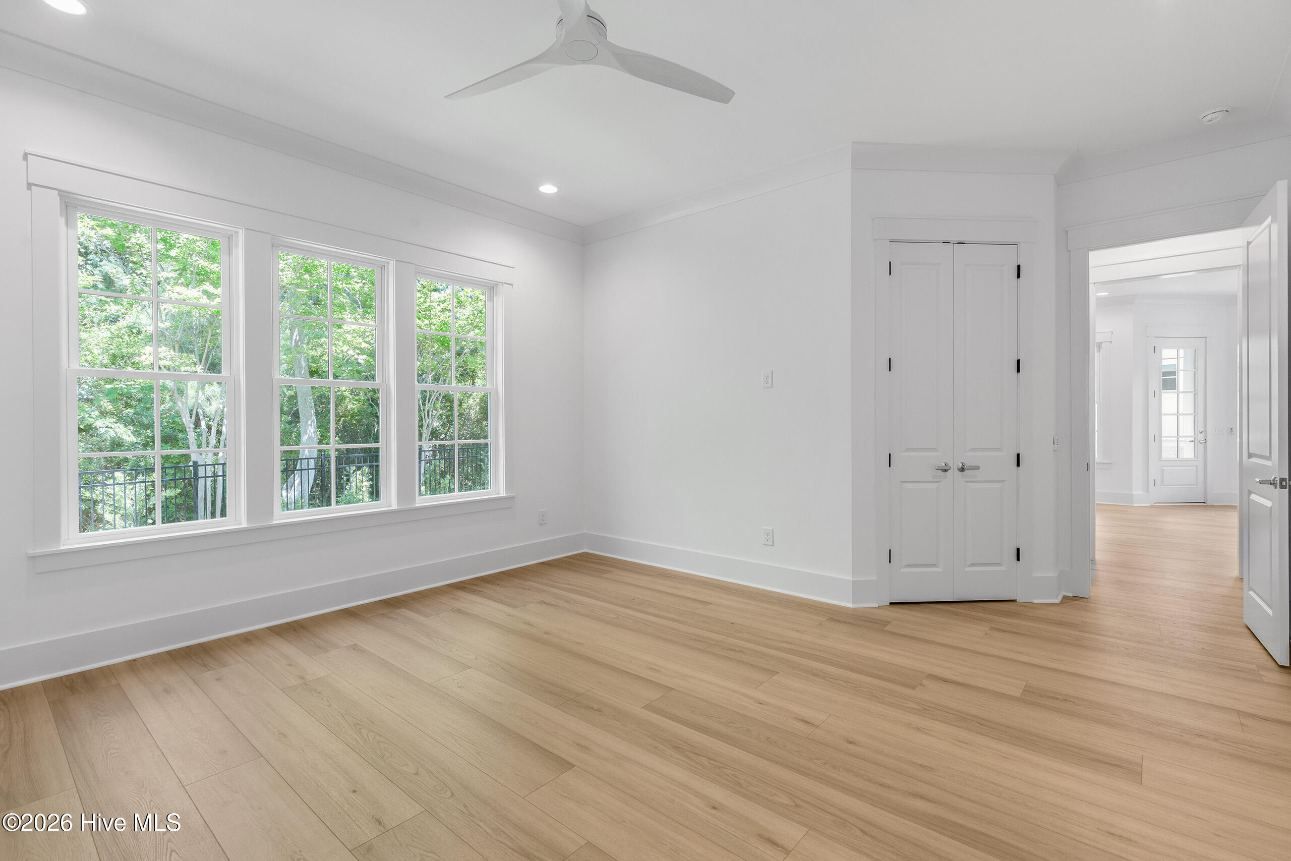 100519914 | Photo 42