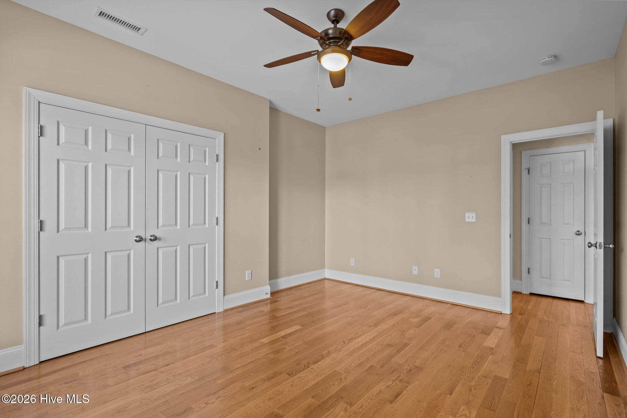 100552731 | Photo 36