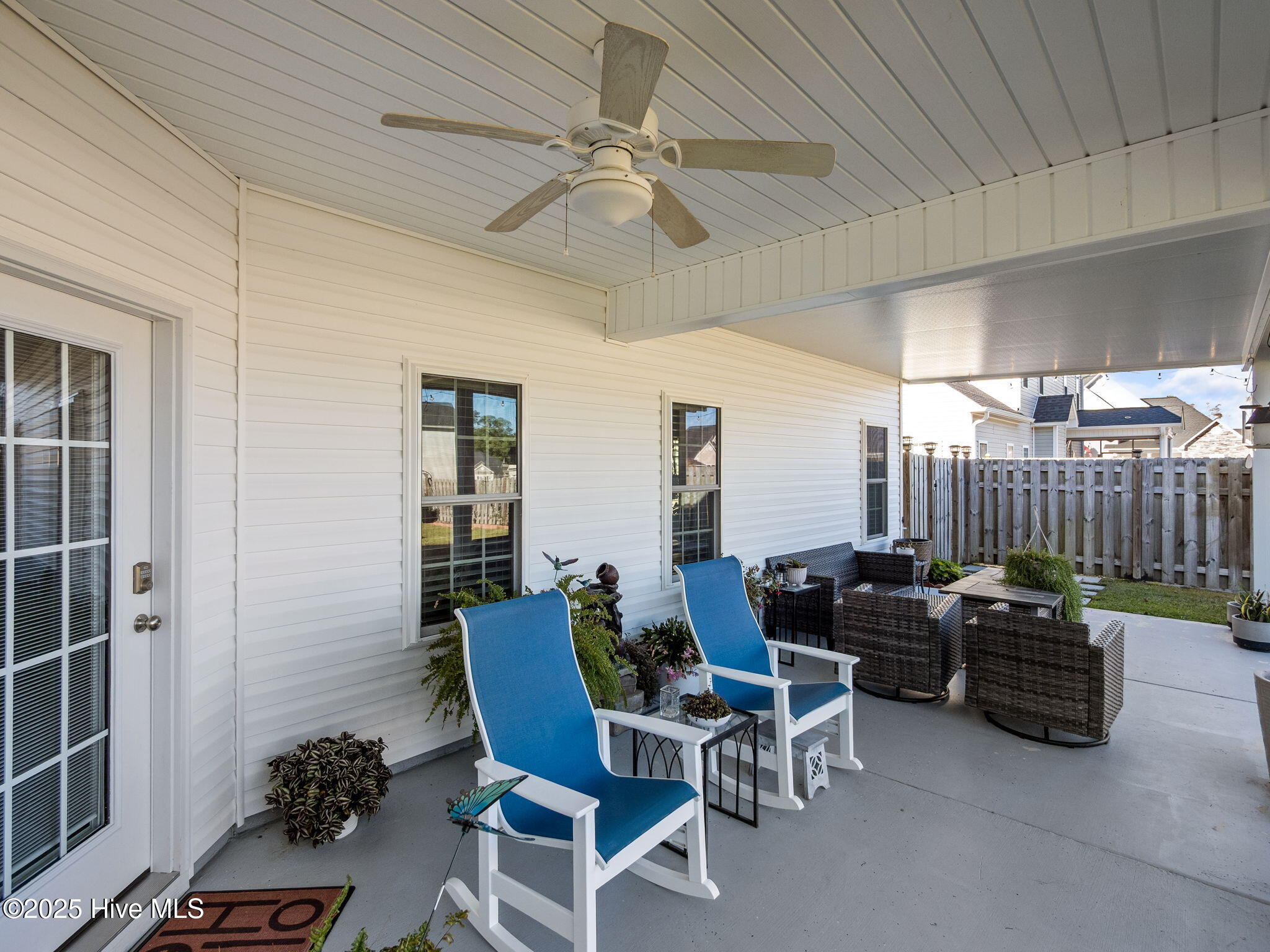 100539073 | Photo 40