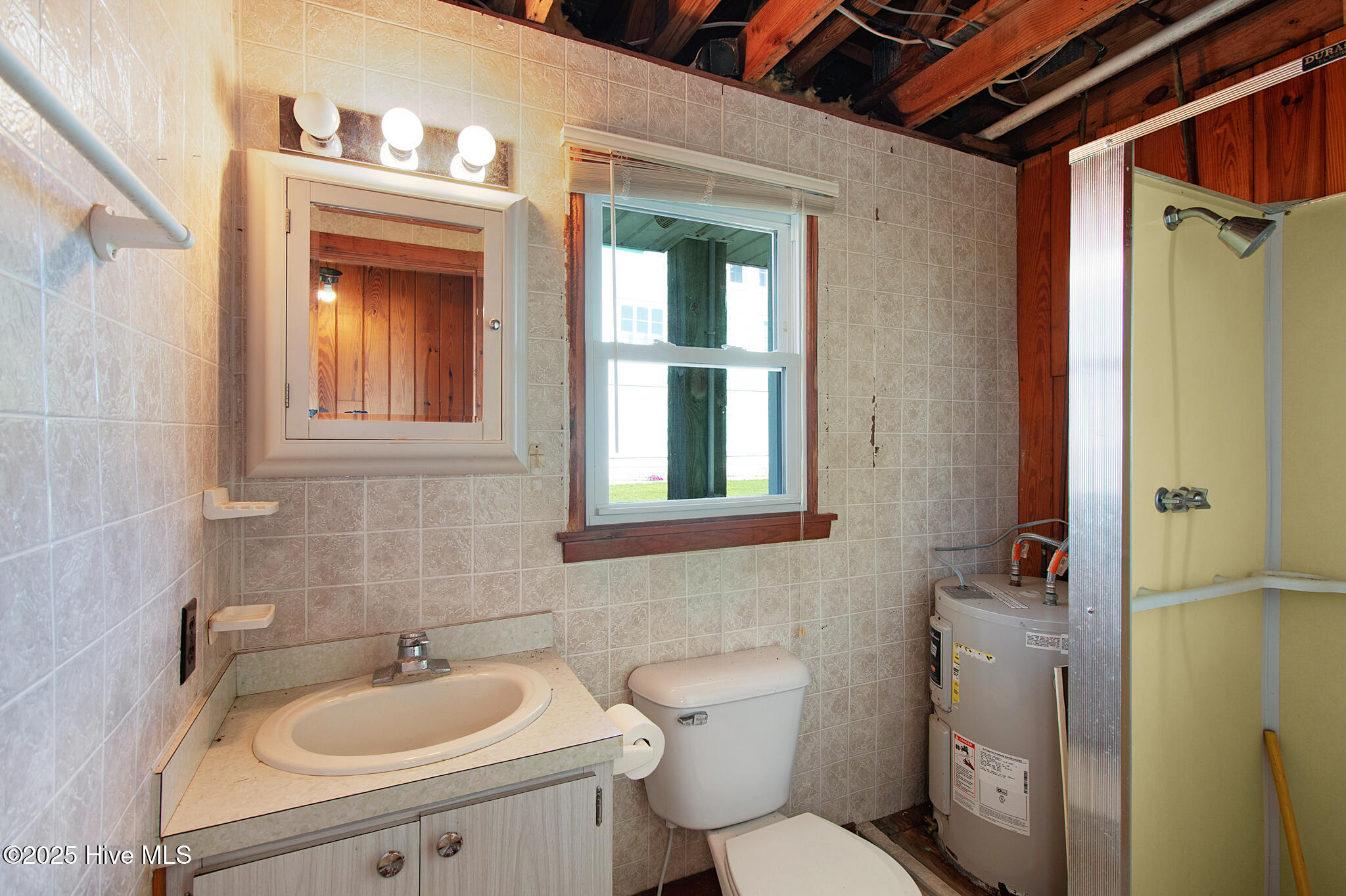 100535334 | Photo 39