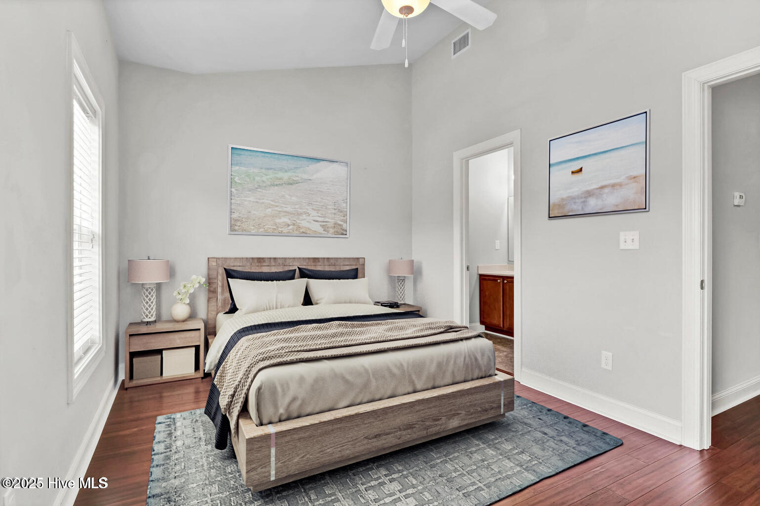 100504988 | Photo 22