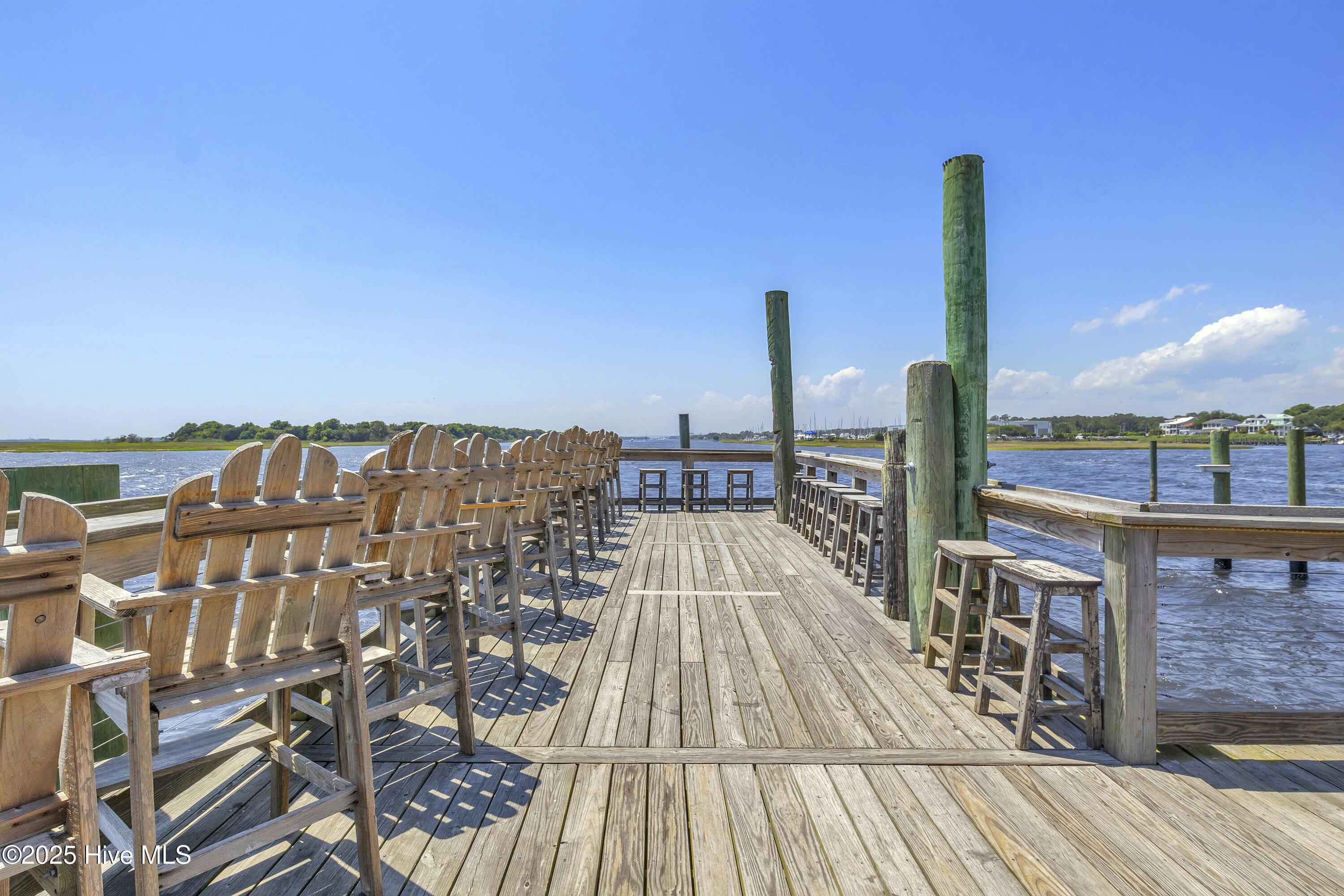 100562481 | Photo 28