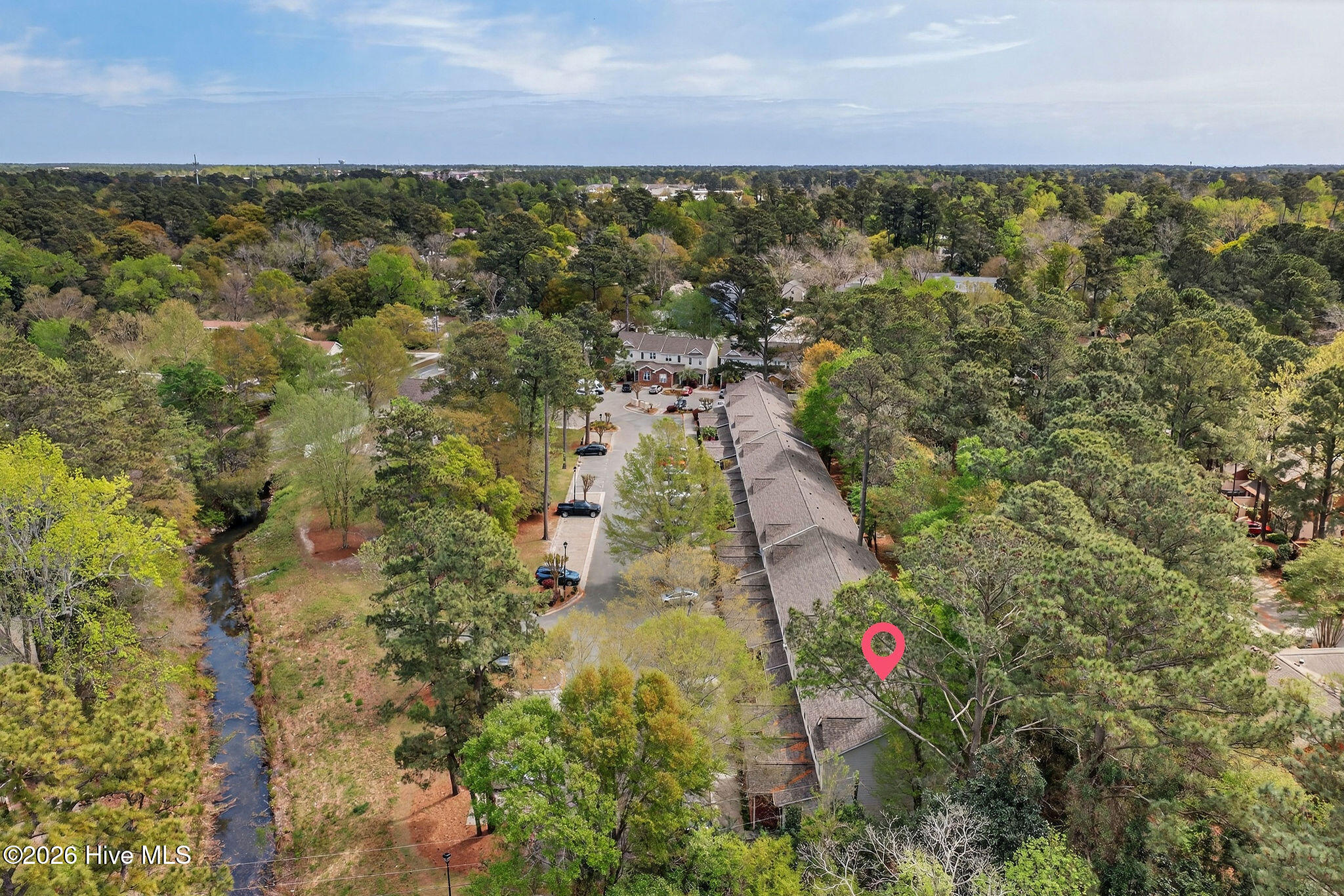 100564267 | Photo 26