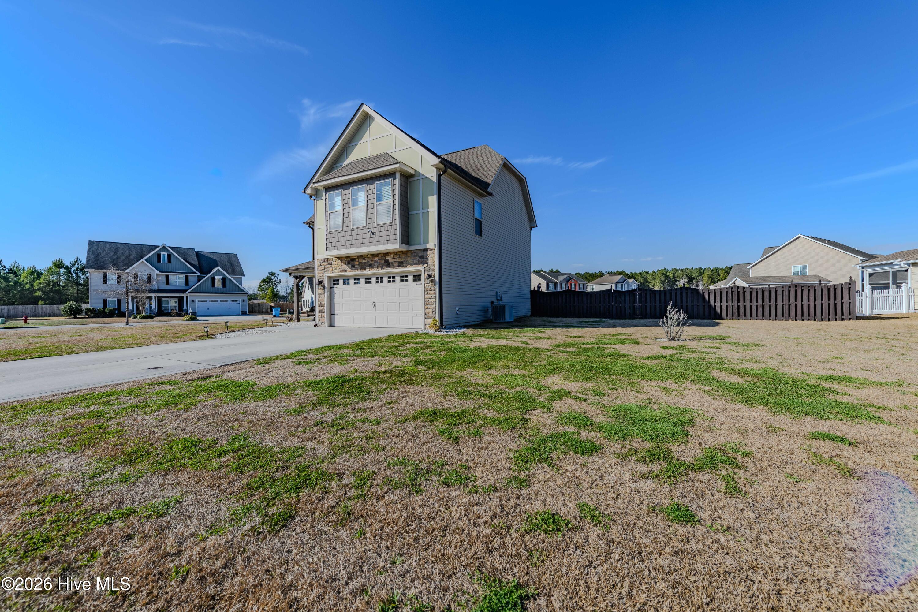 100555095 | Photo 69