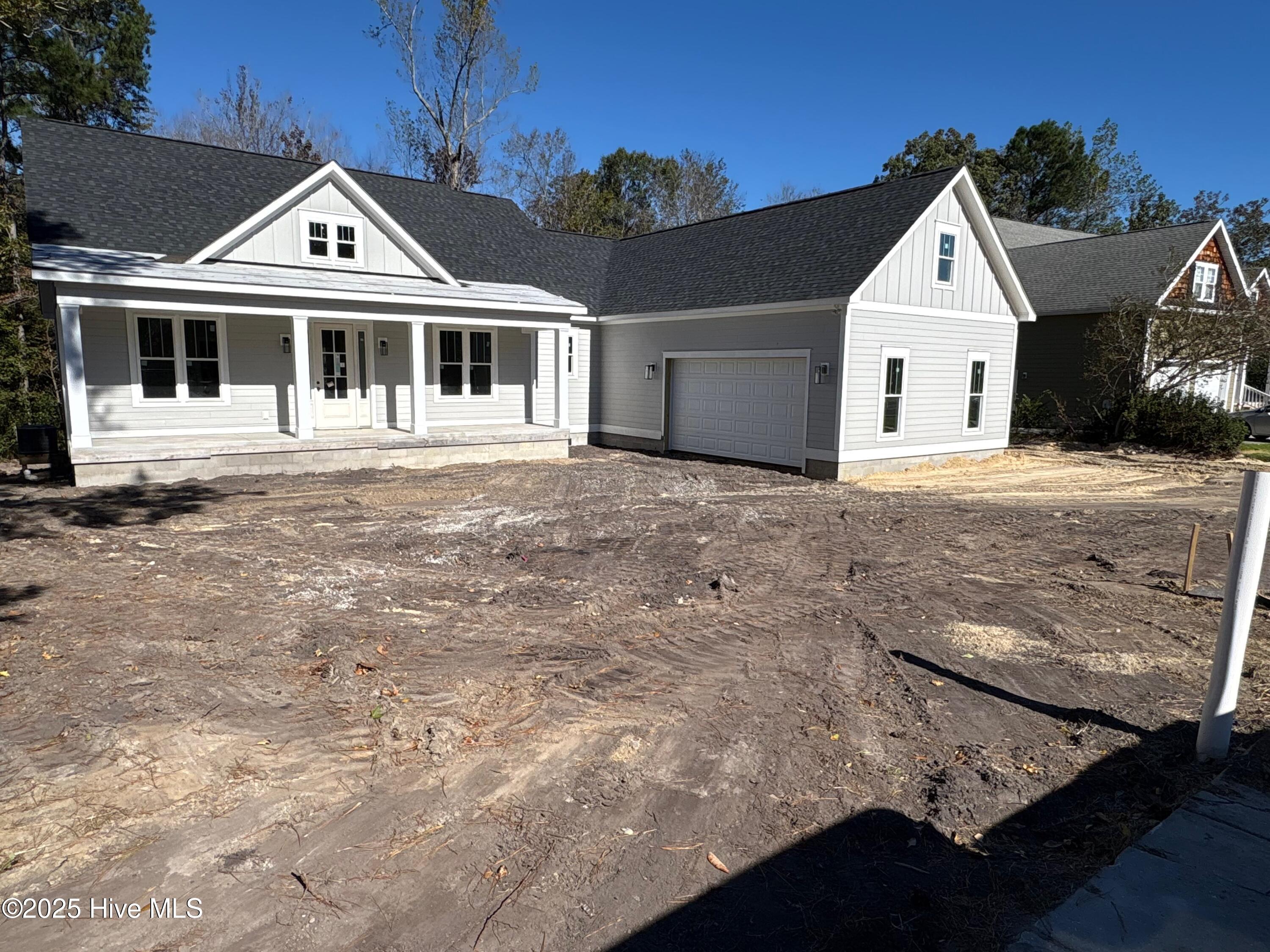 100528039 | Photo 24