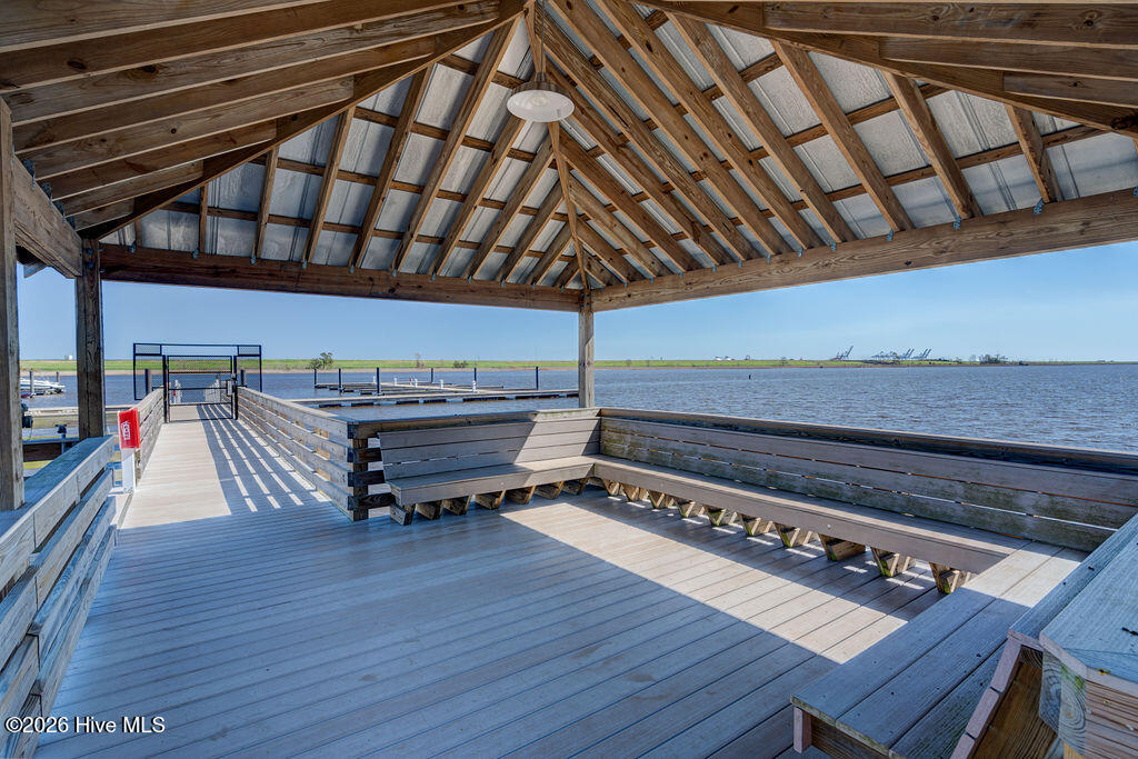 100547233 | Photo 56