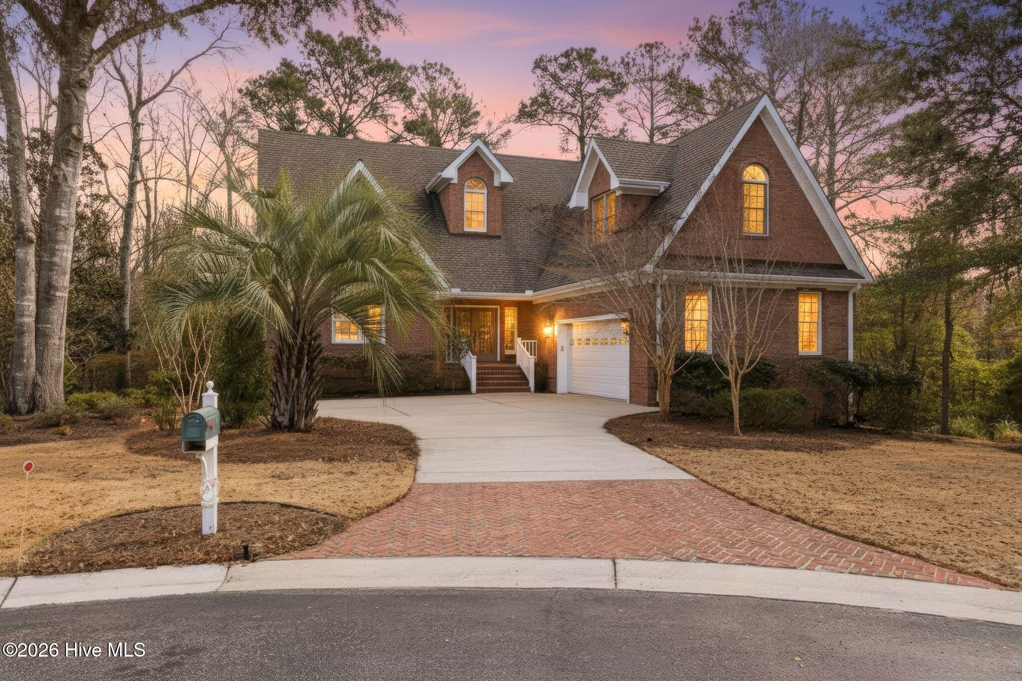 100565083 | Photo 74