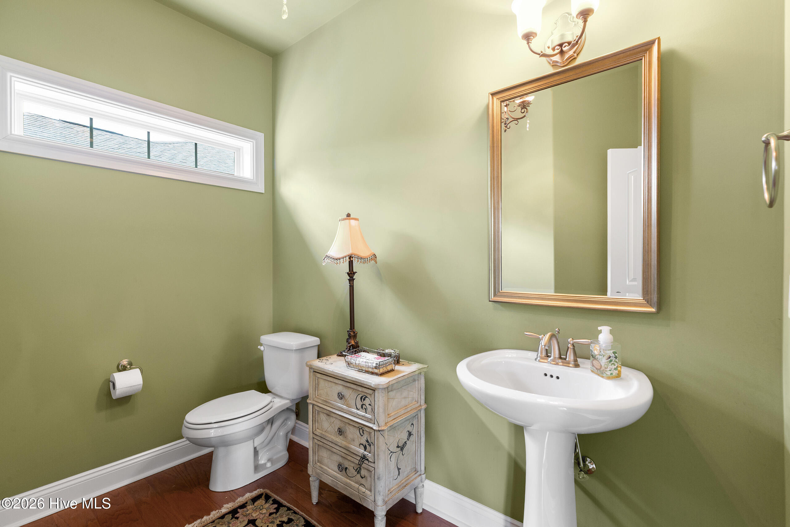 100563471 | Photo 22