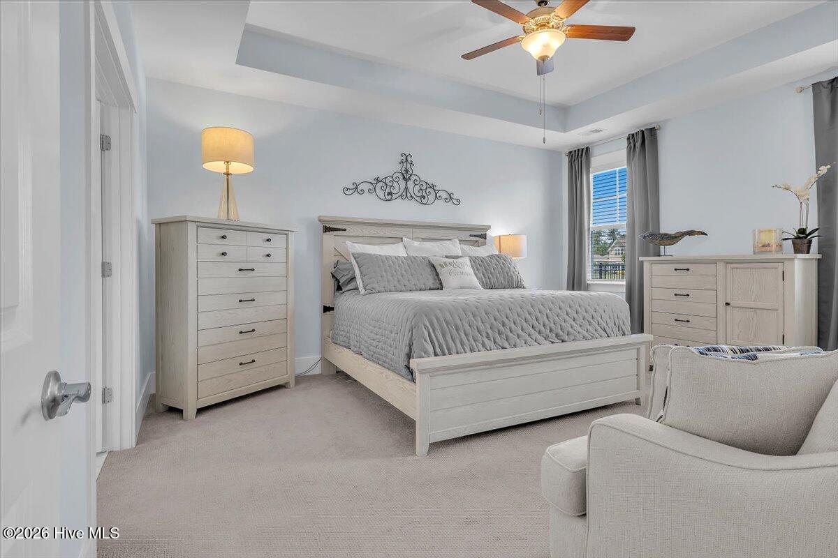 100569276 | Photo 24