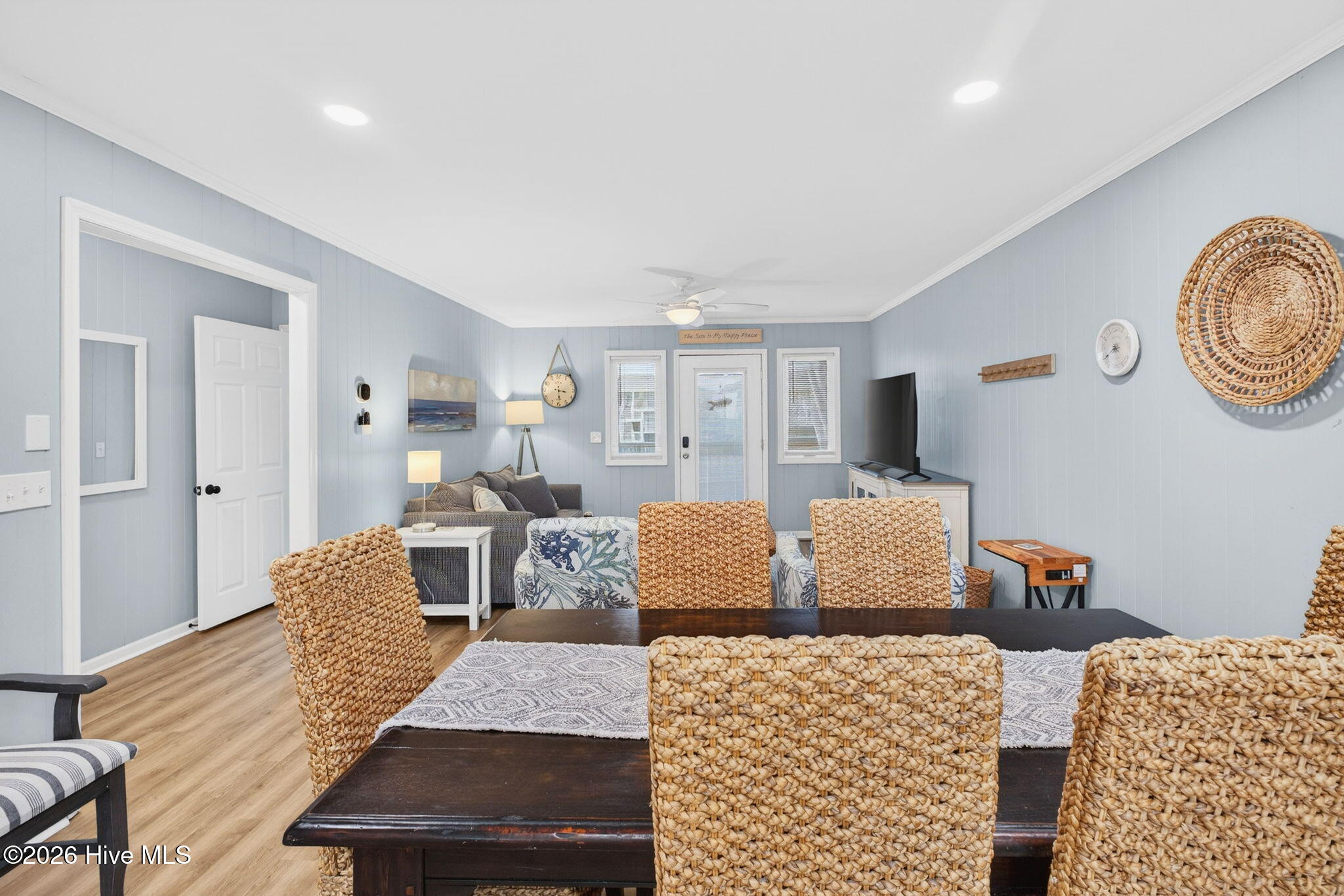 100558118 | Photo 13