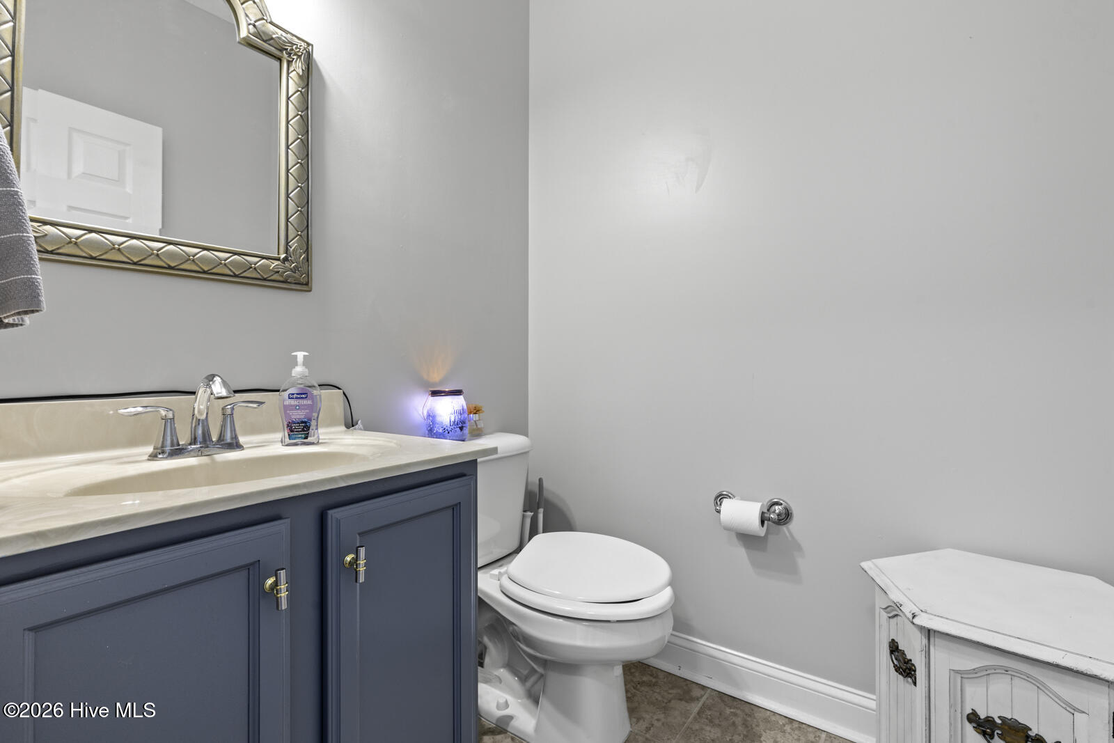 100564788 | Photo 17