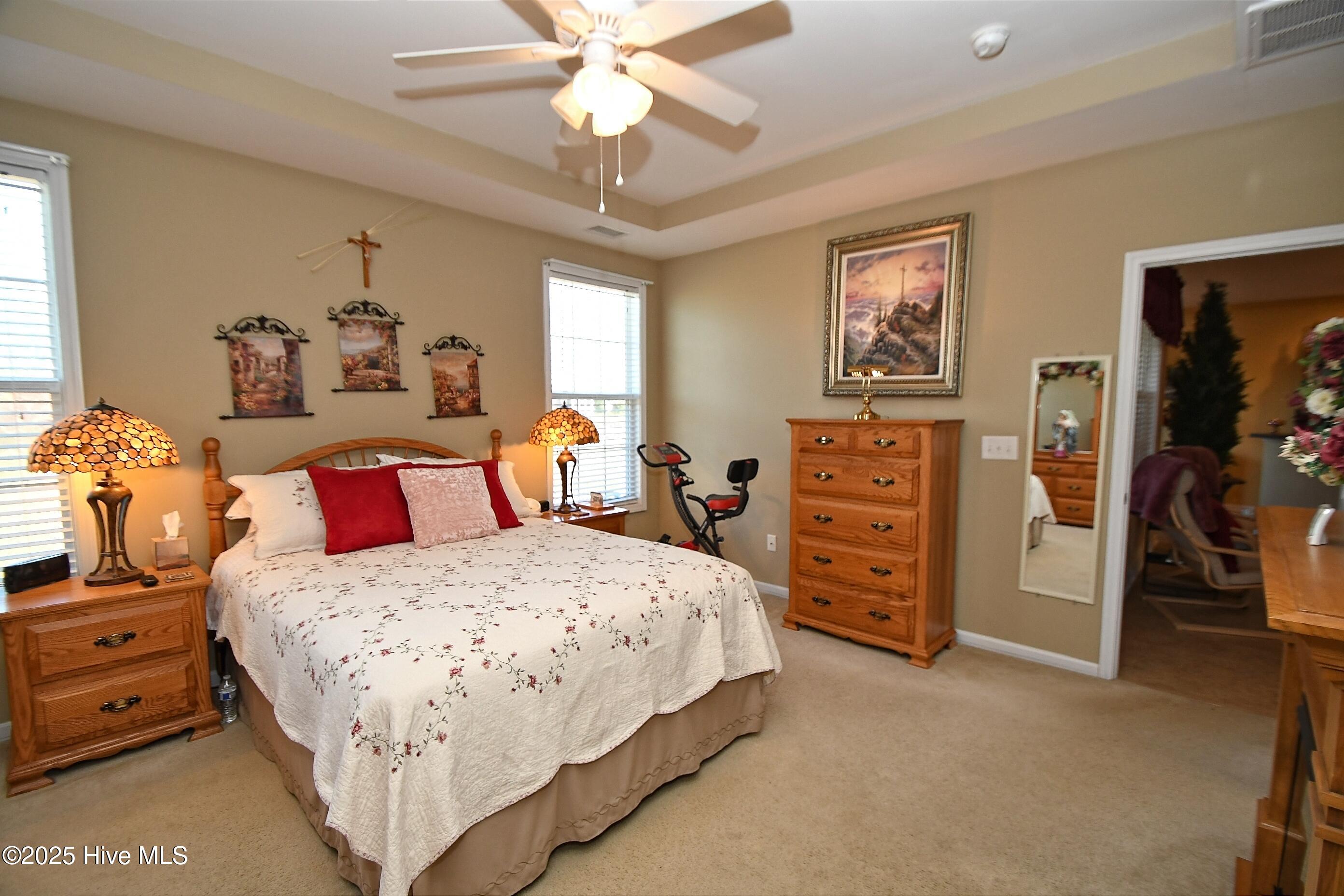 100541260 | Photo 14