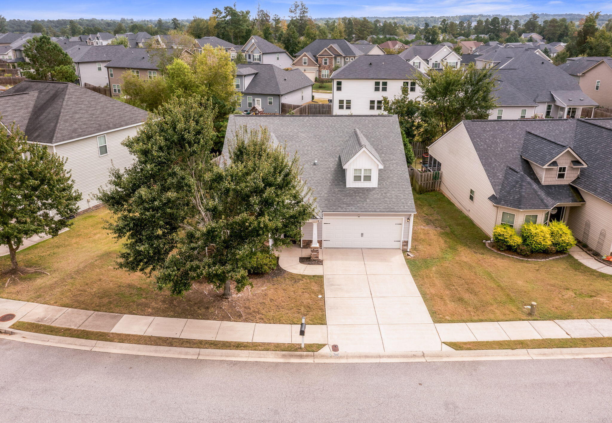 4-web-or-mls-674 Shipley Avenue-06