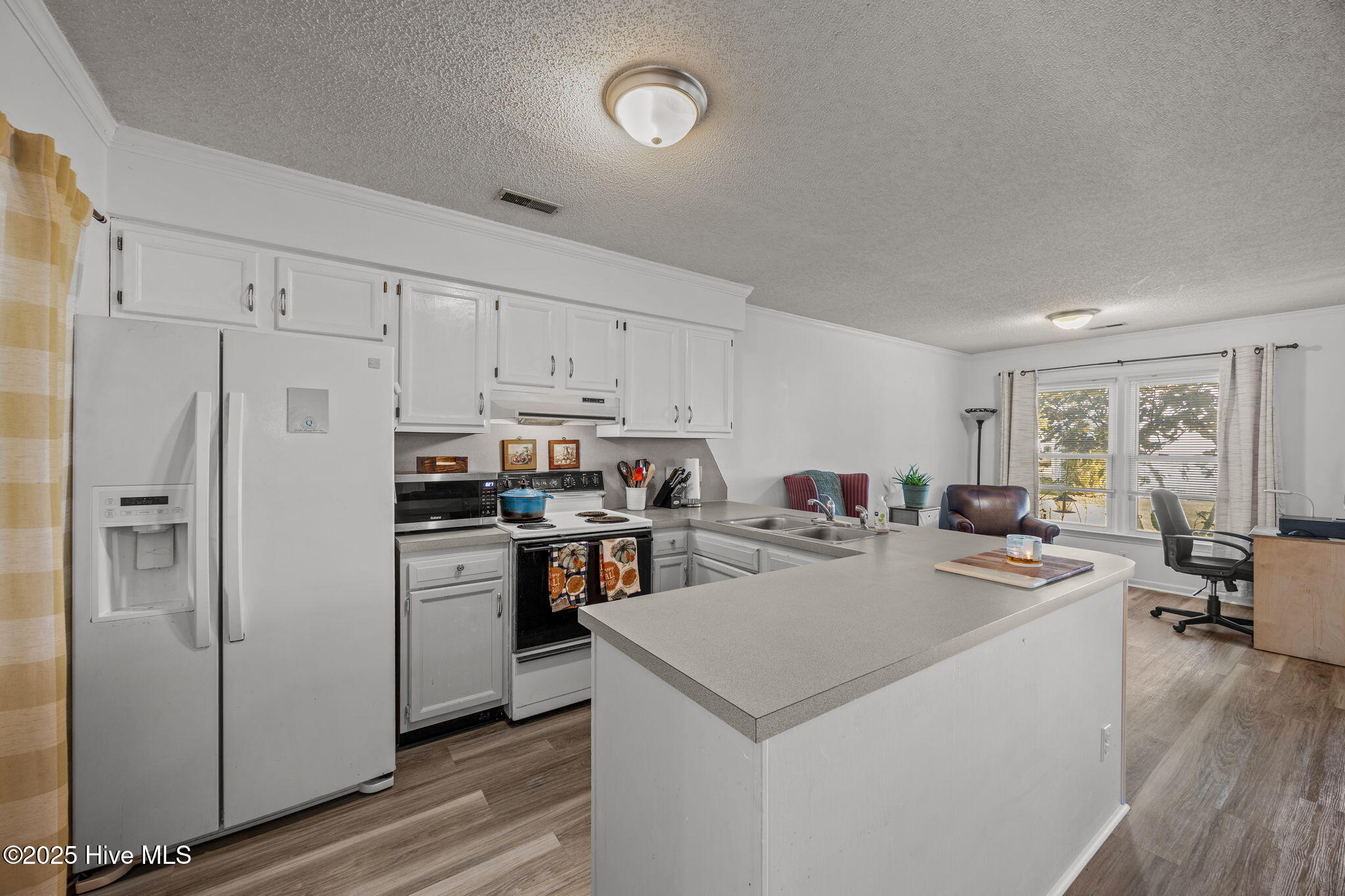 Homes for sale in Greenville, NC | 124 W Victoria Ct #B, Greenville, NC 27834 | MLS# 100540015