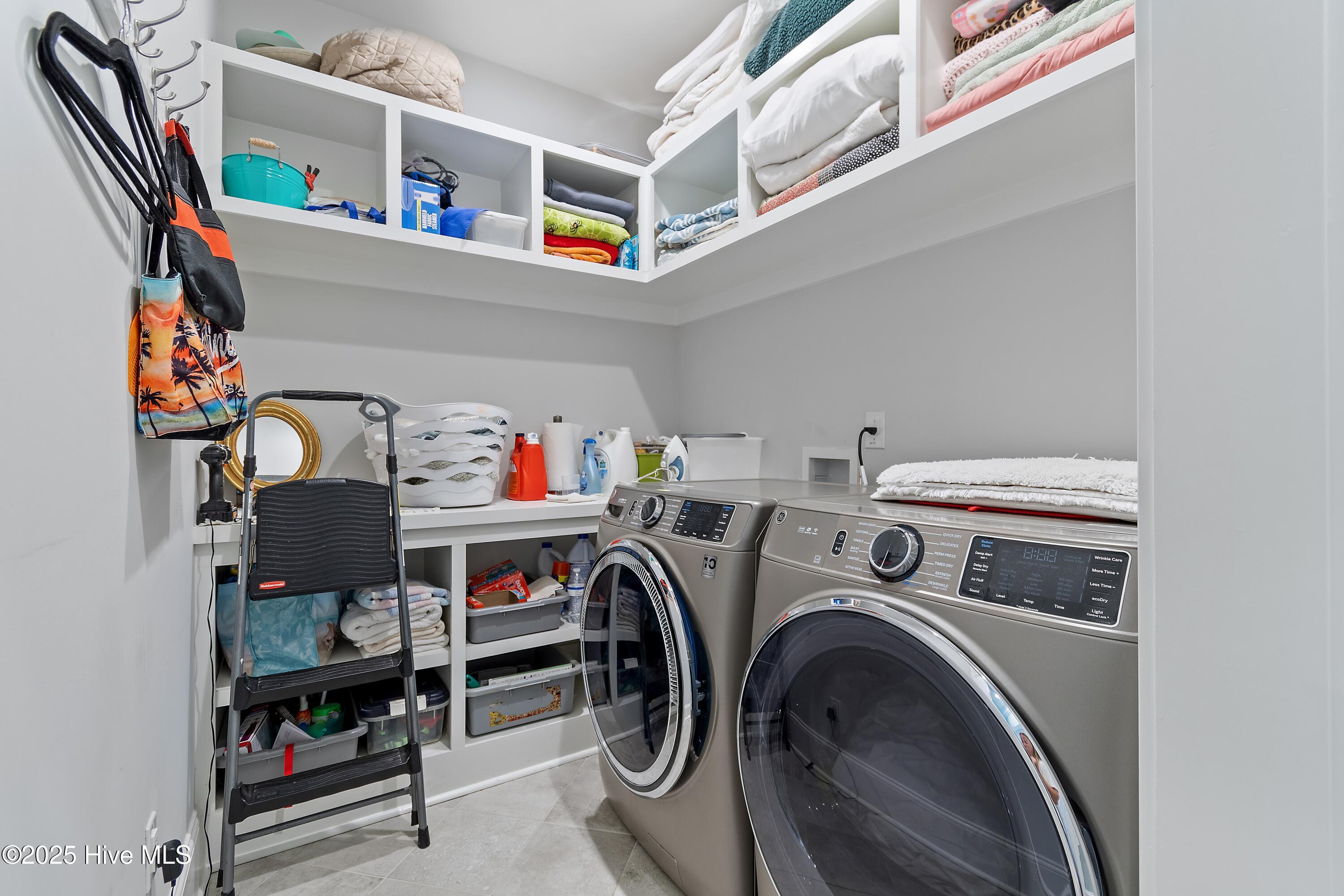 100524697 | Photo 27