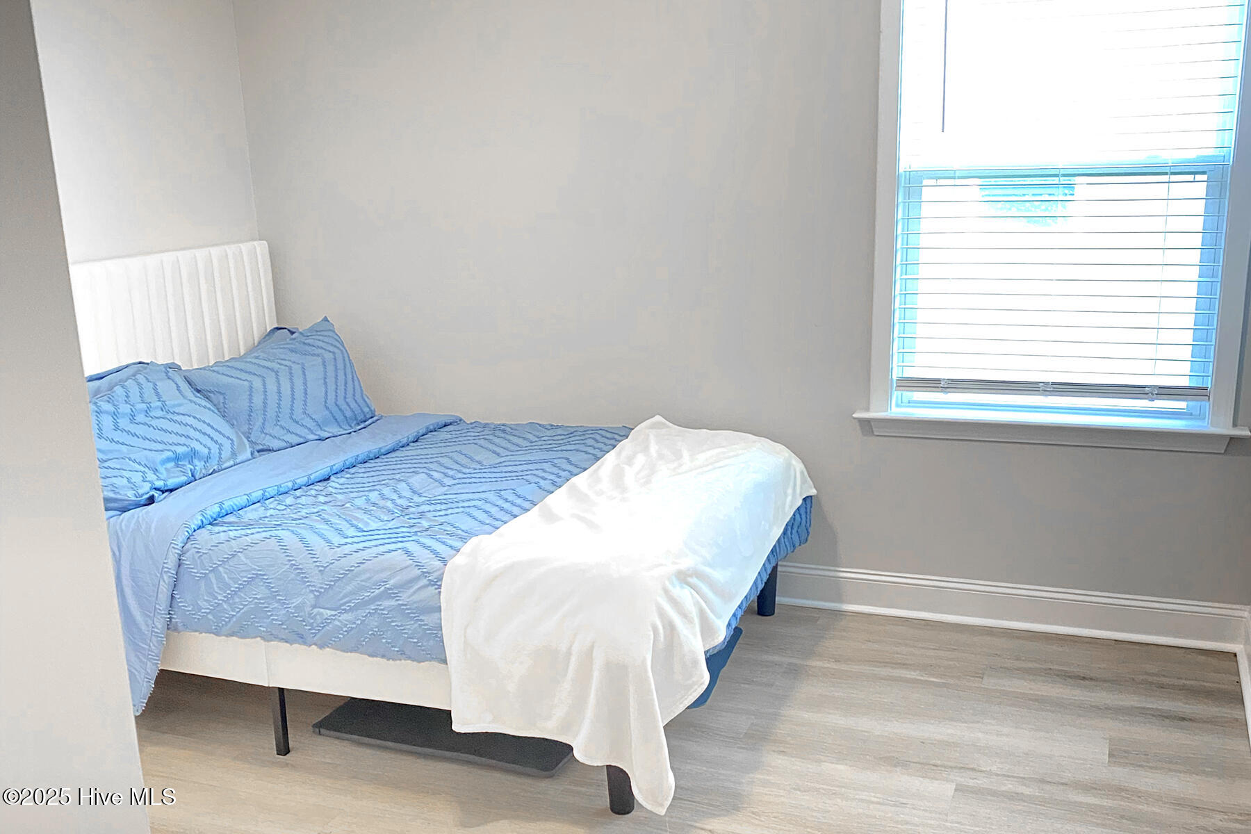 100549999 | Photo 13