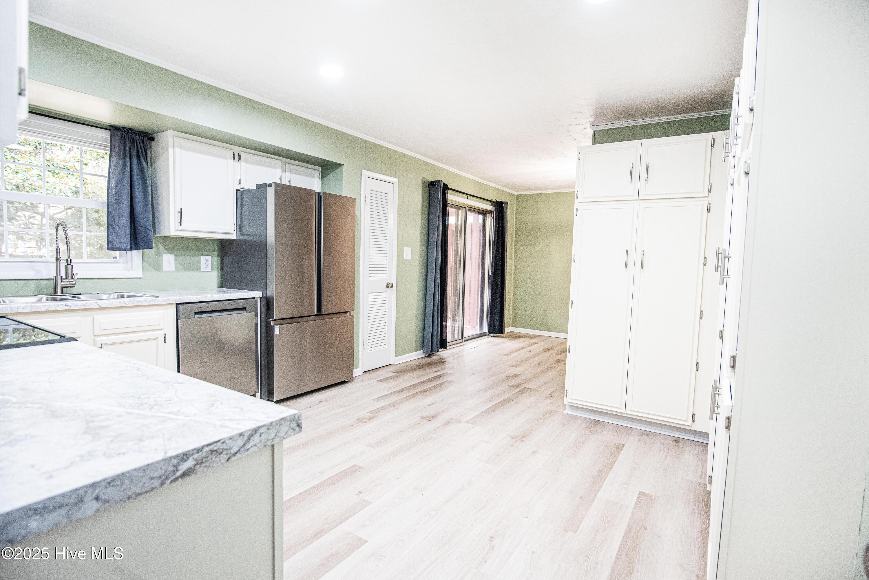 100536196 | Photo 16