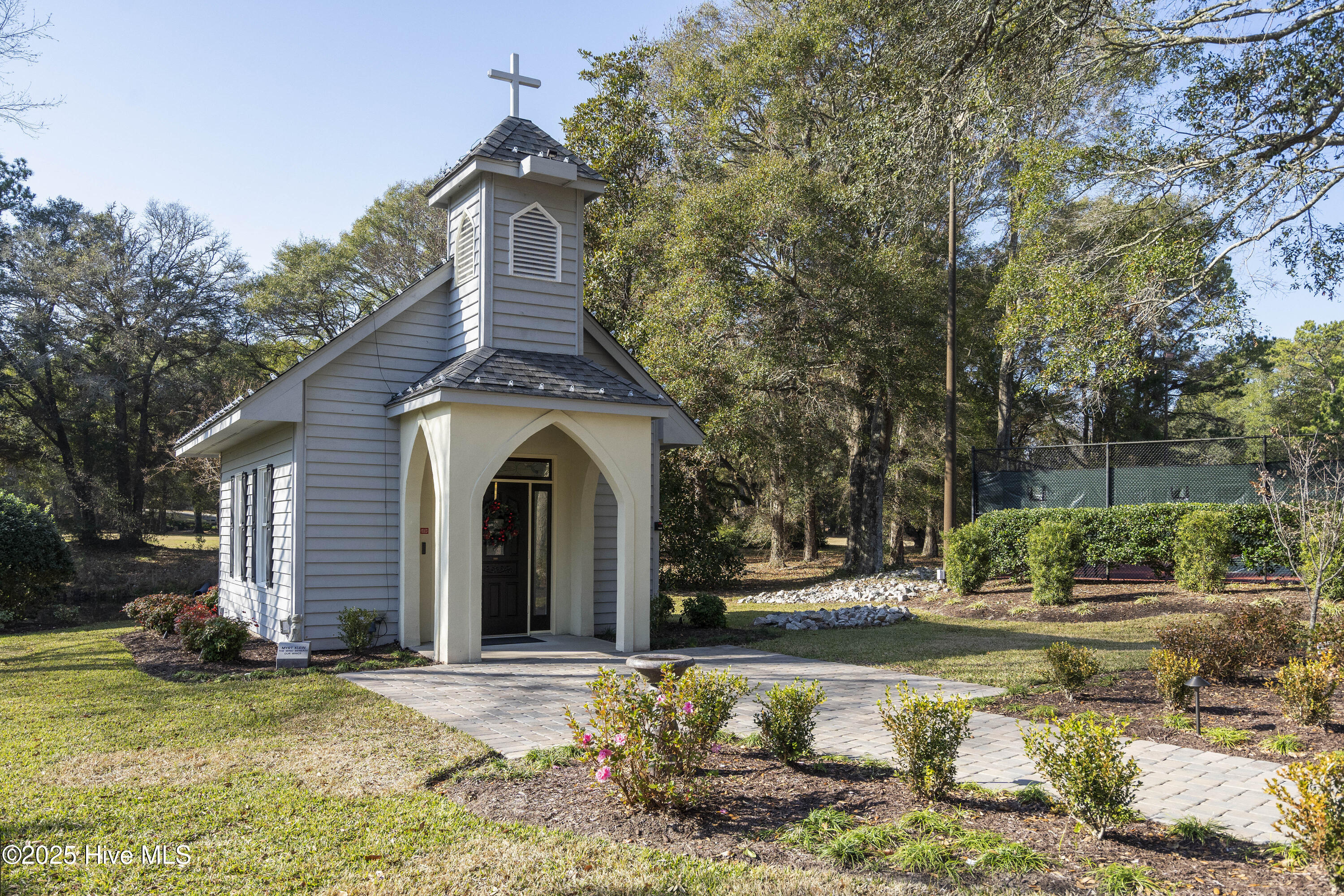 100512721 | Photo 44