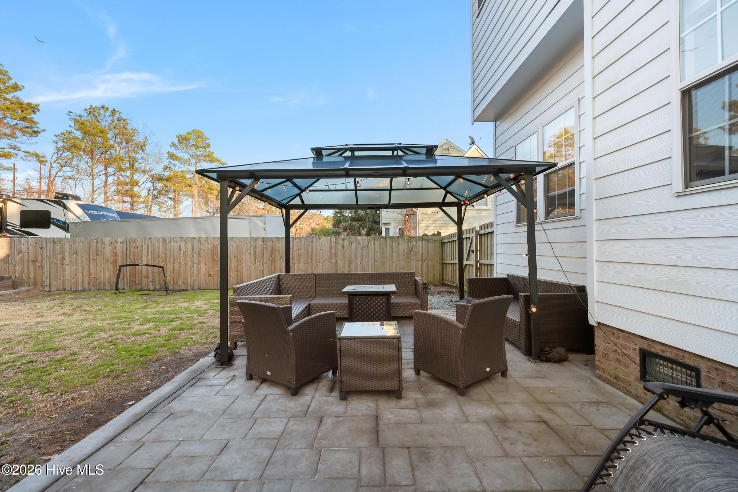 100554652 | Photo 28