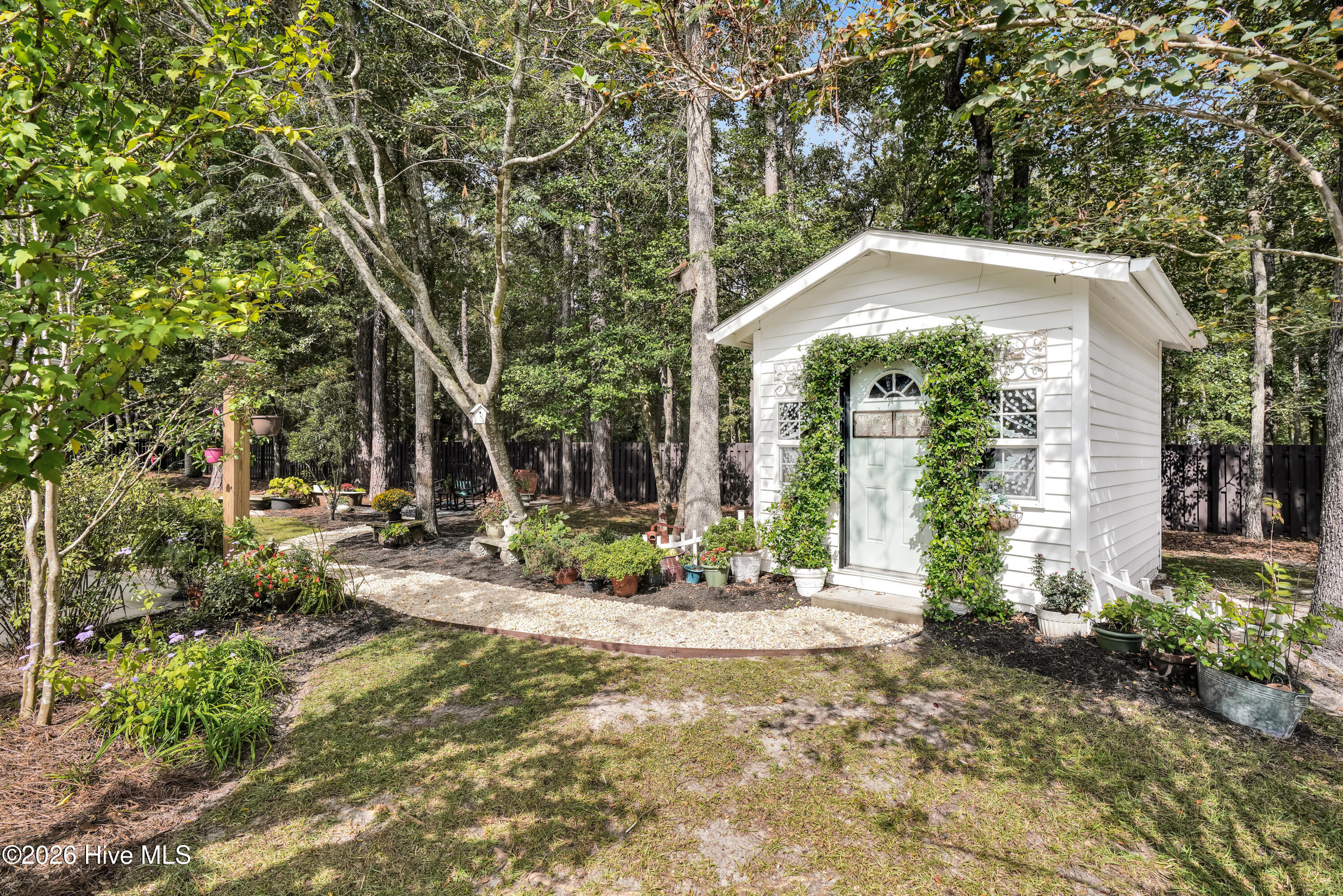 100553691 | Photo 34