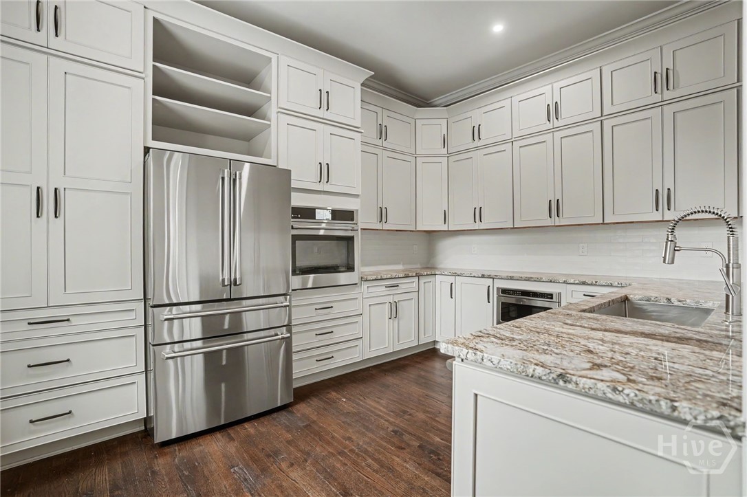 111 E 49th Street, Savannah, GA 31405 Listing Photo  13