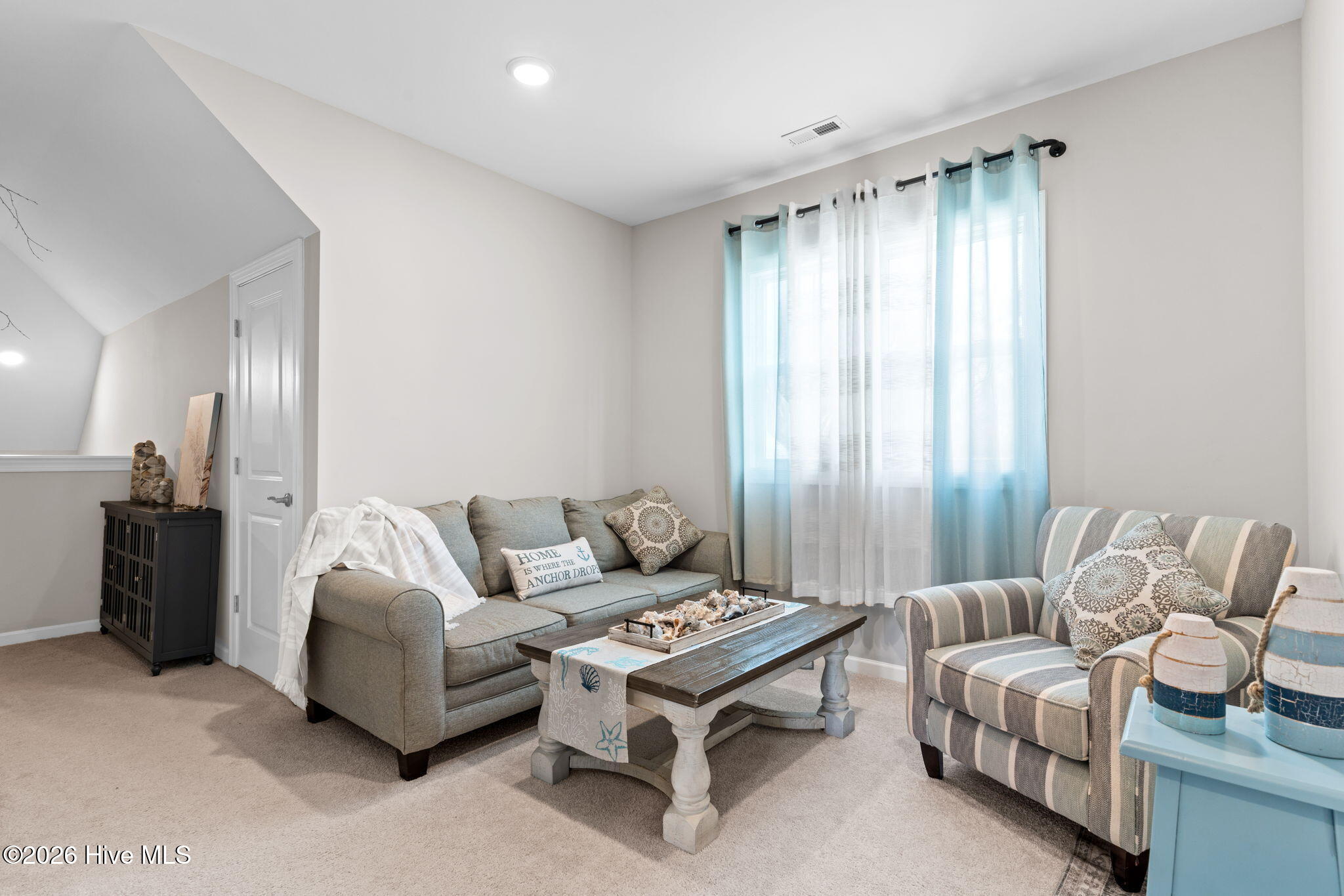 100551442 | Photo 17