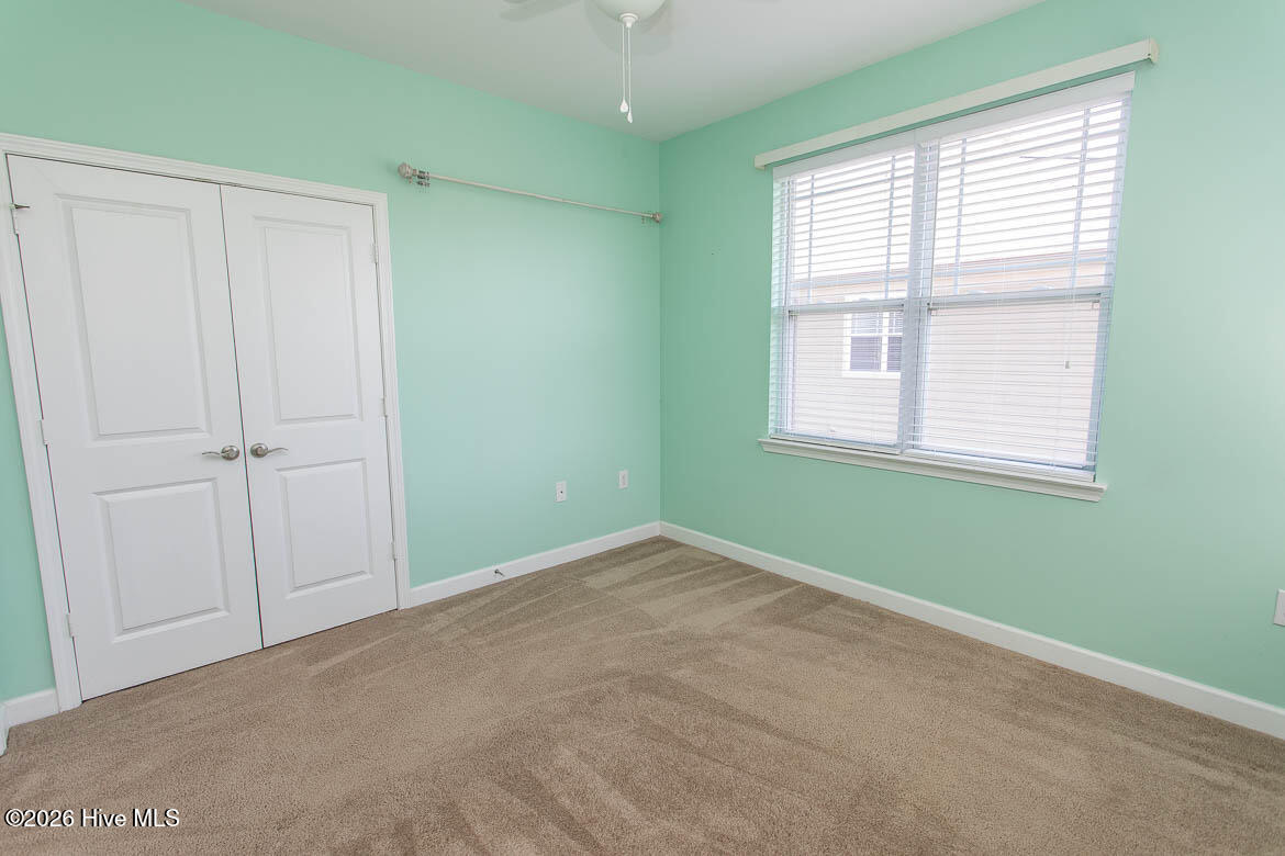 100564838 | Photo 25