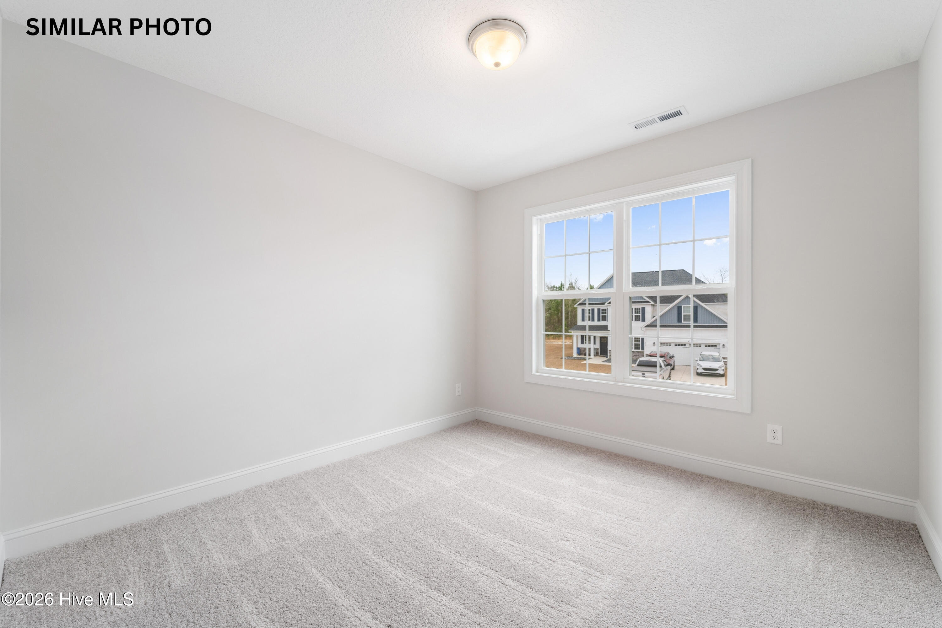 100554454 | Photo 33