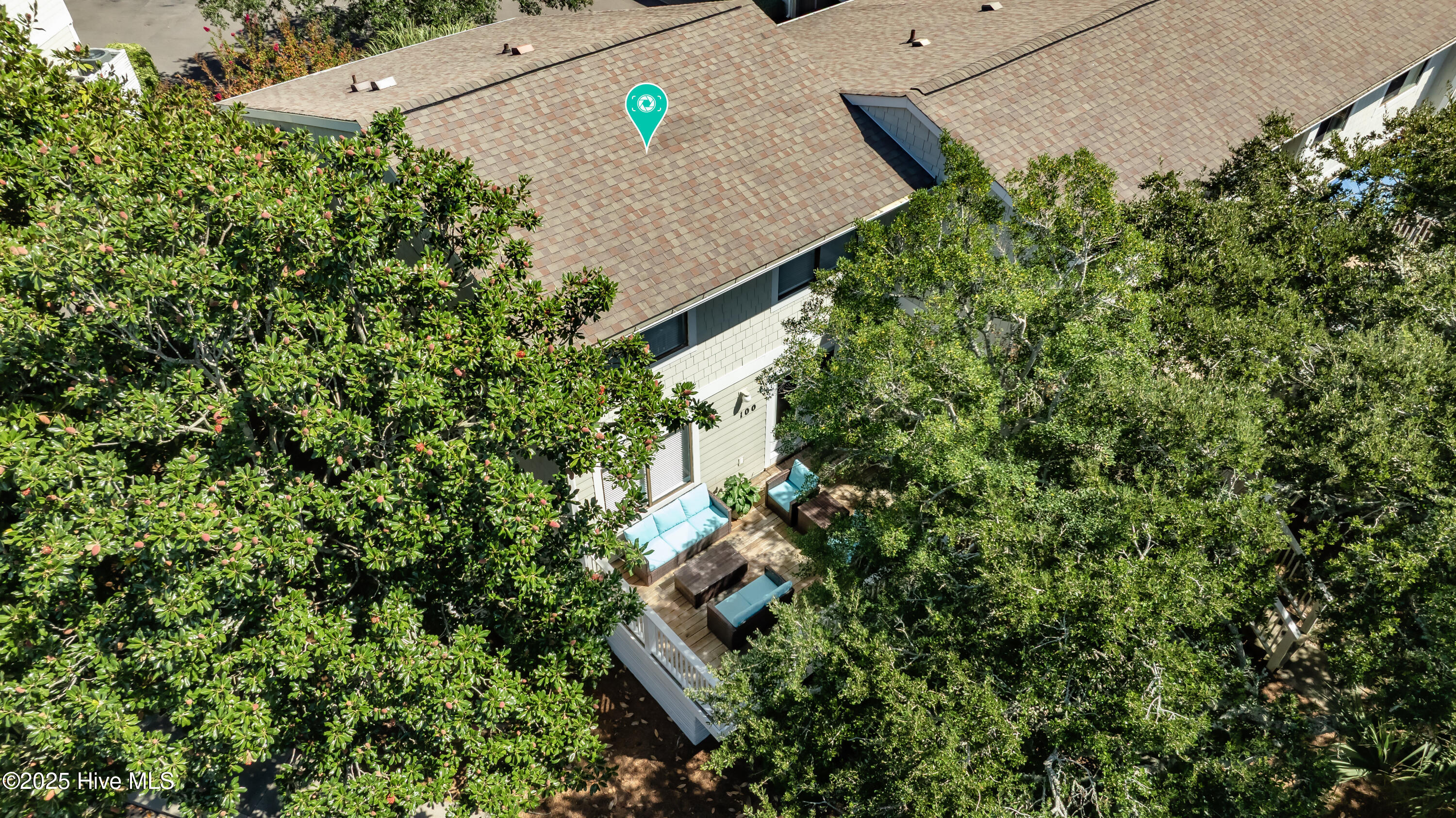 100532571 | Photo 59