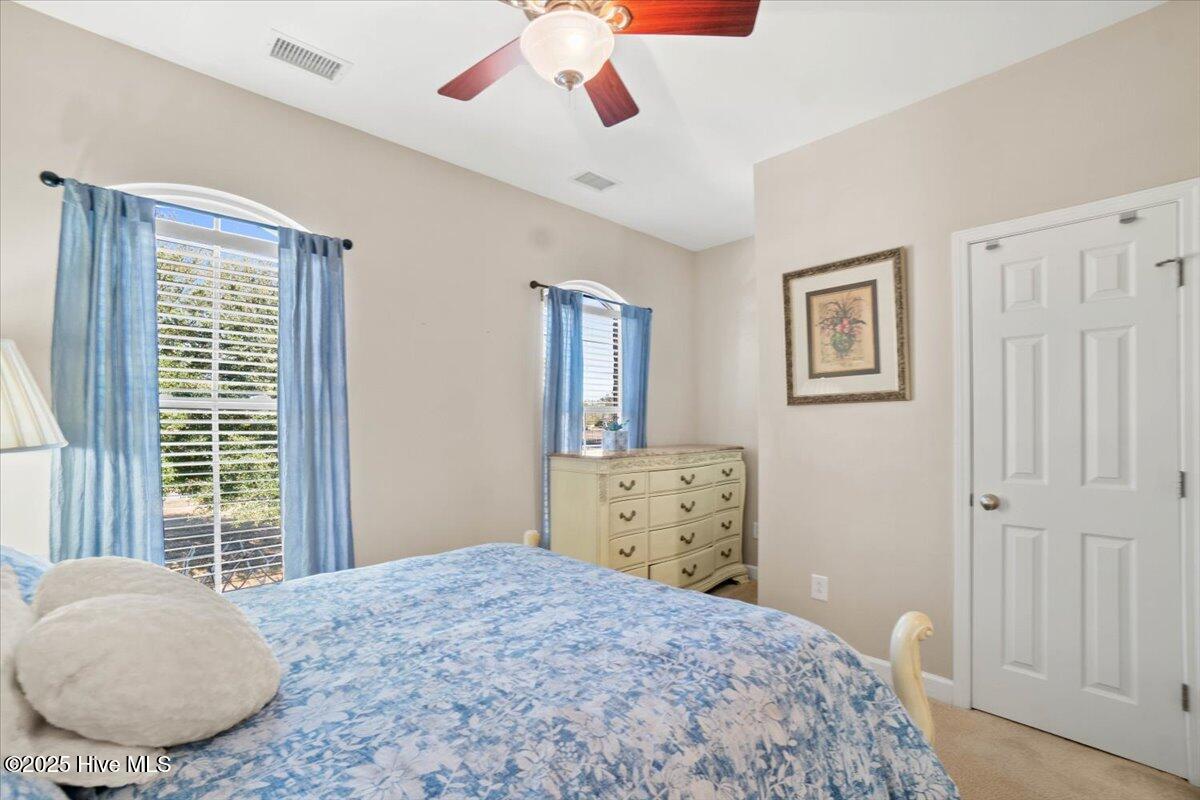 100559961 | Photo 17