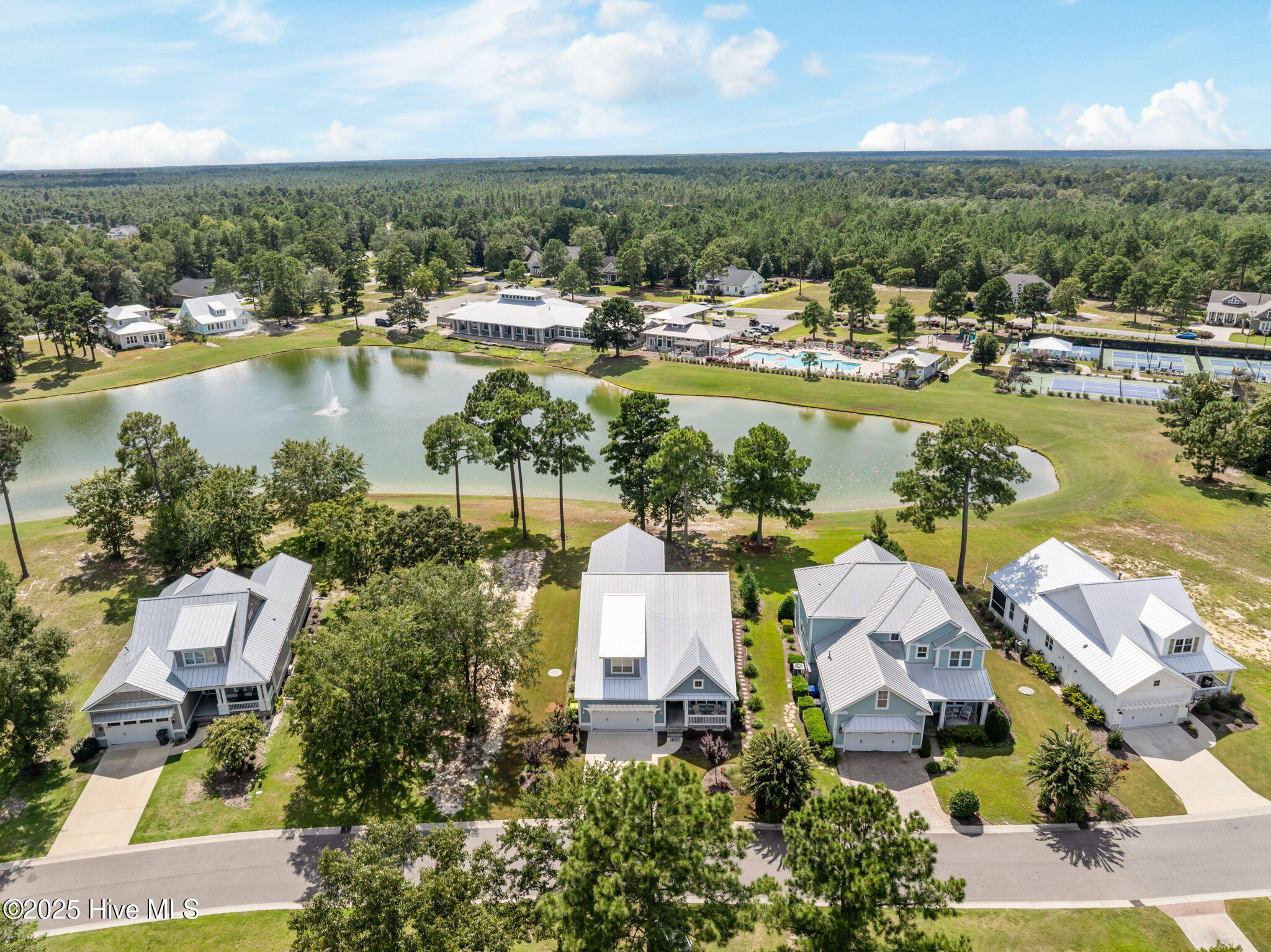 100526969 | Photo 59