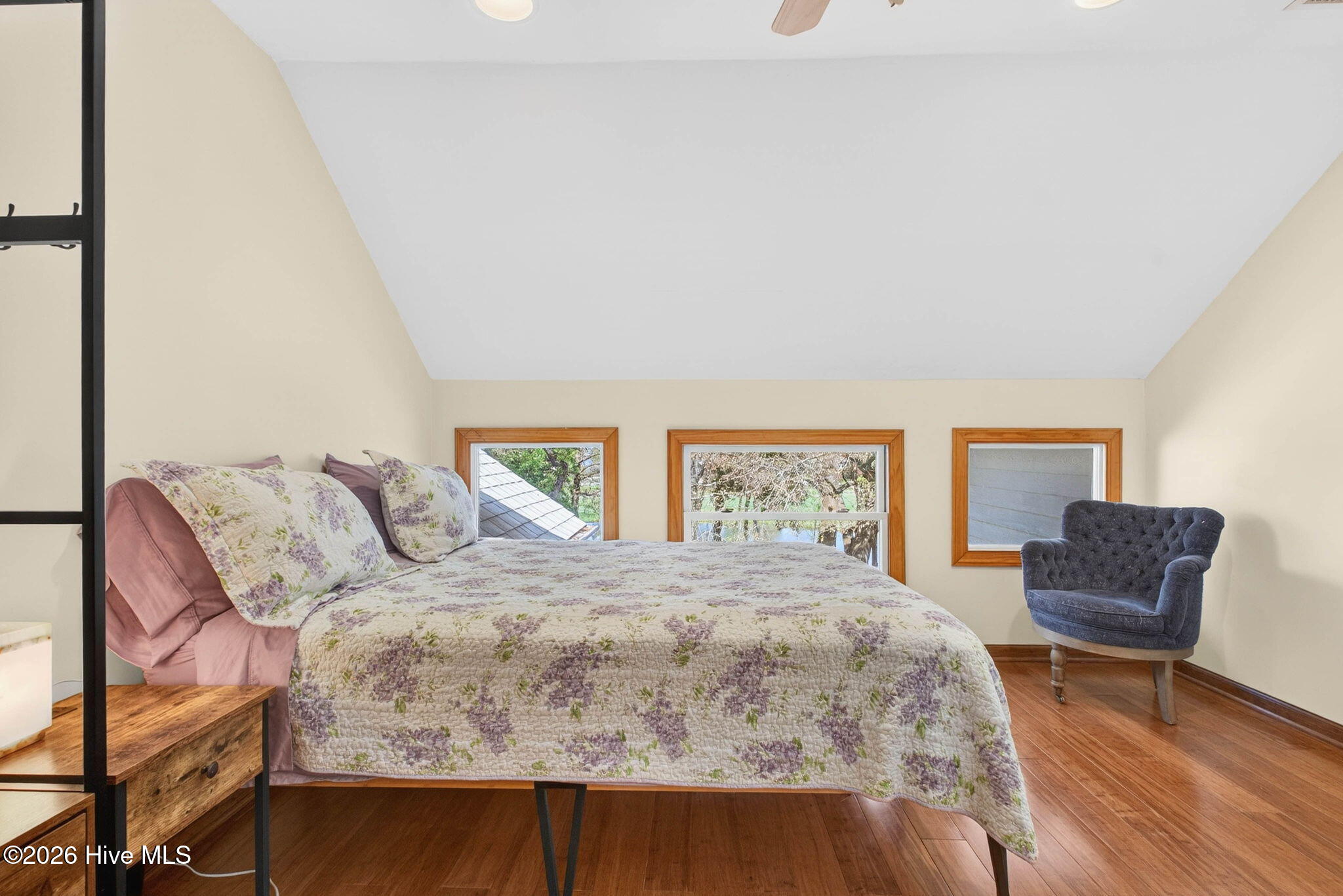 100564885 | Photo 68