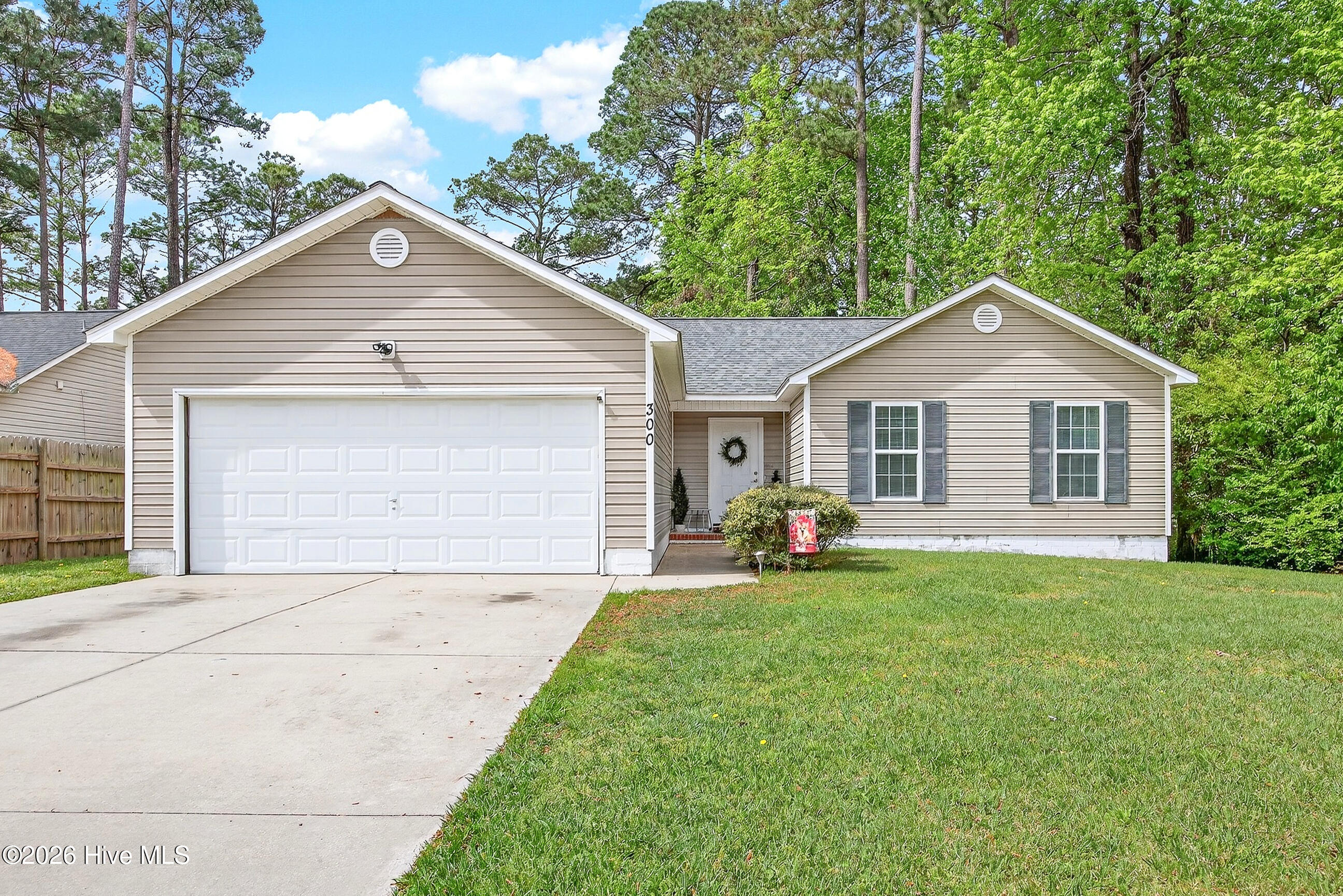 300 Parkwood Drive, Jacksonville, NC, 28546