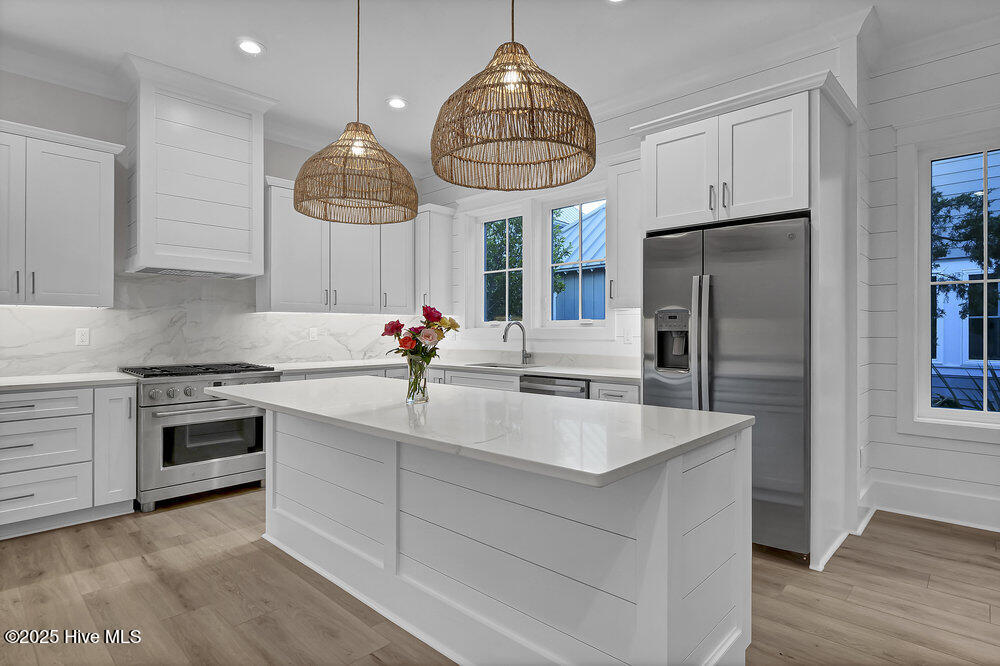 100507962 | Photo 11