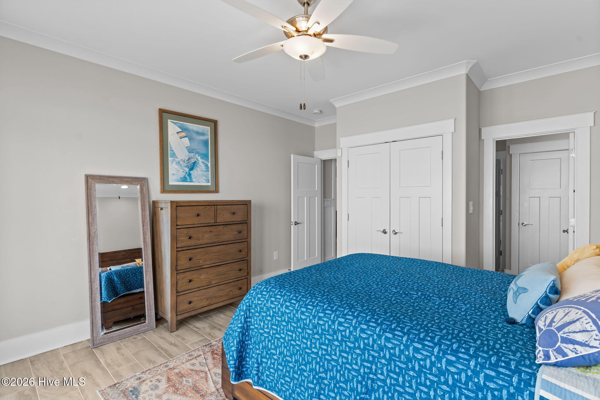 100554272 | Photo 41