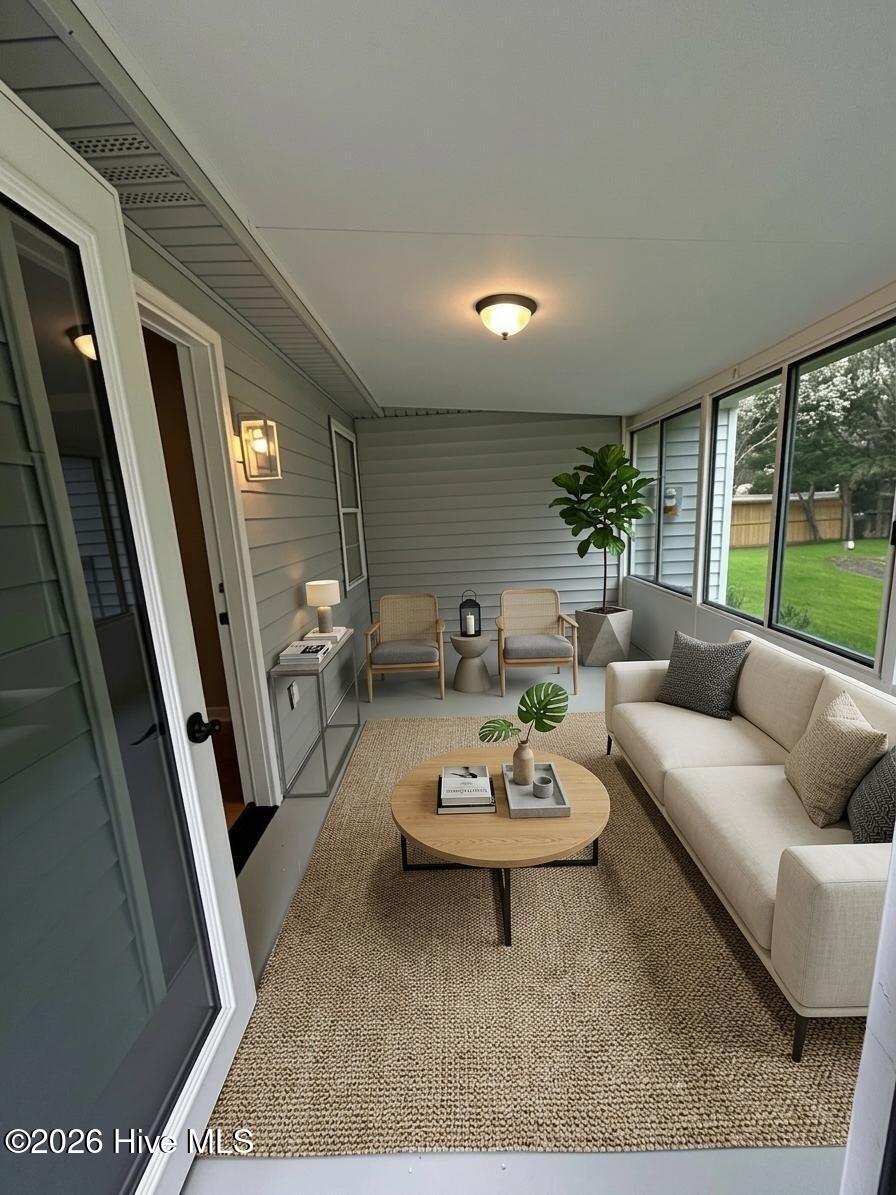 100559934 | Photo 12