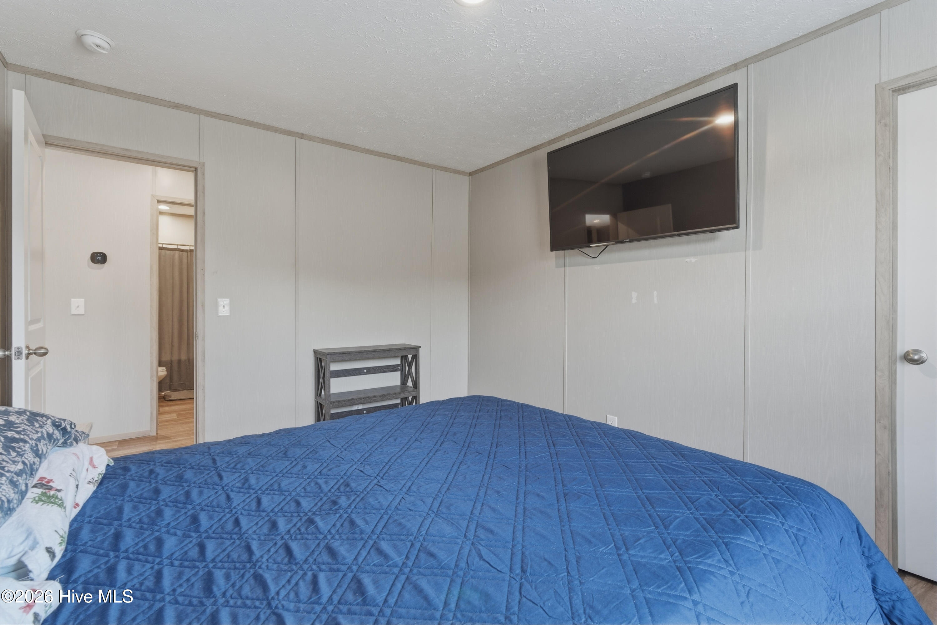 100555550 | Photo 22