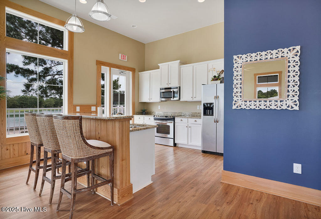 100501196 | Photo 28