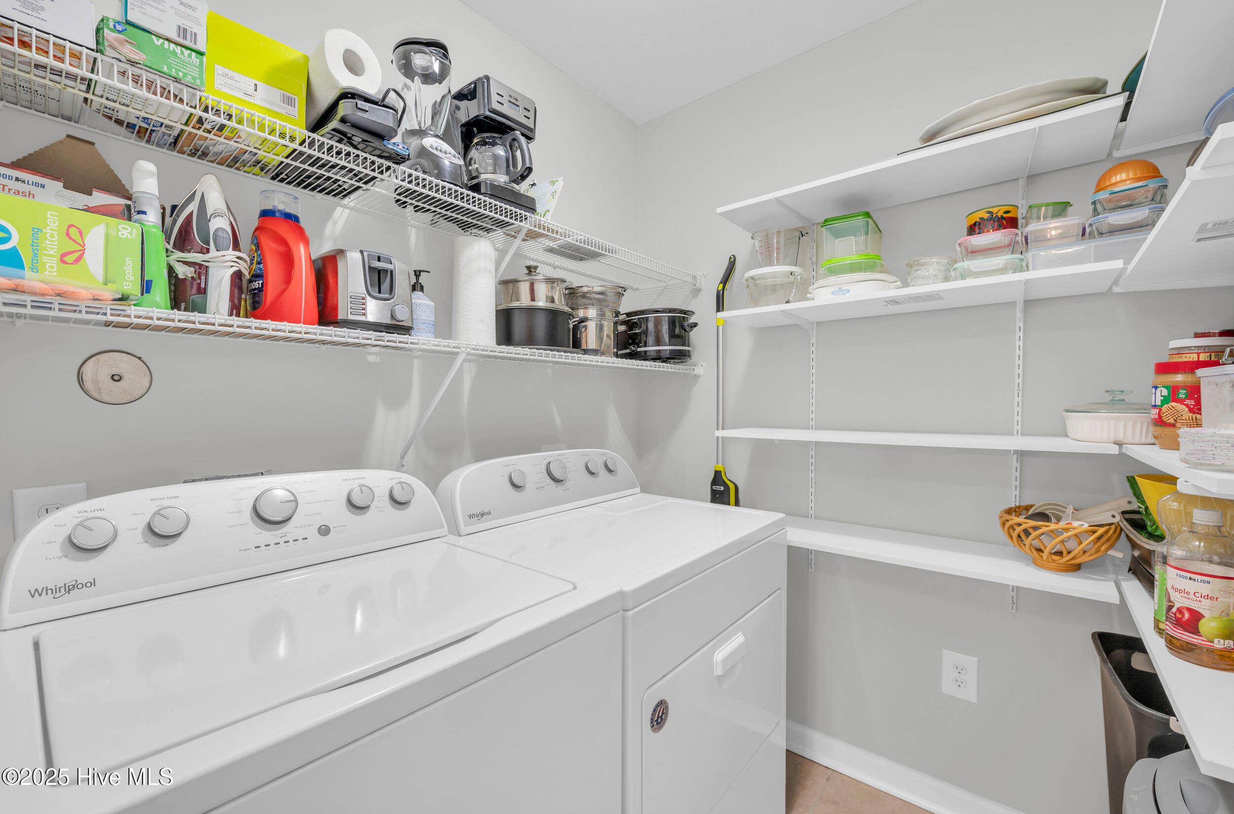 100538777 | Photo 18