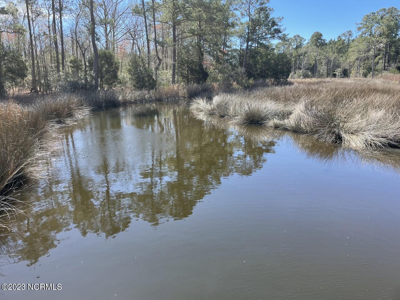 330, 211 Garbacon Drive, Beaufort, NC, 28516