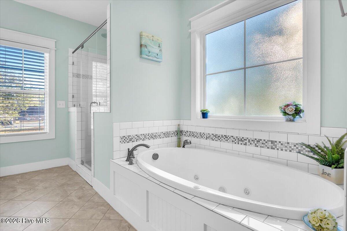 100552702 | Photo 34